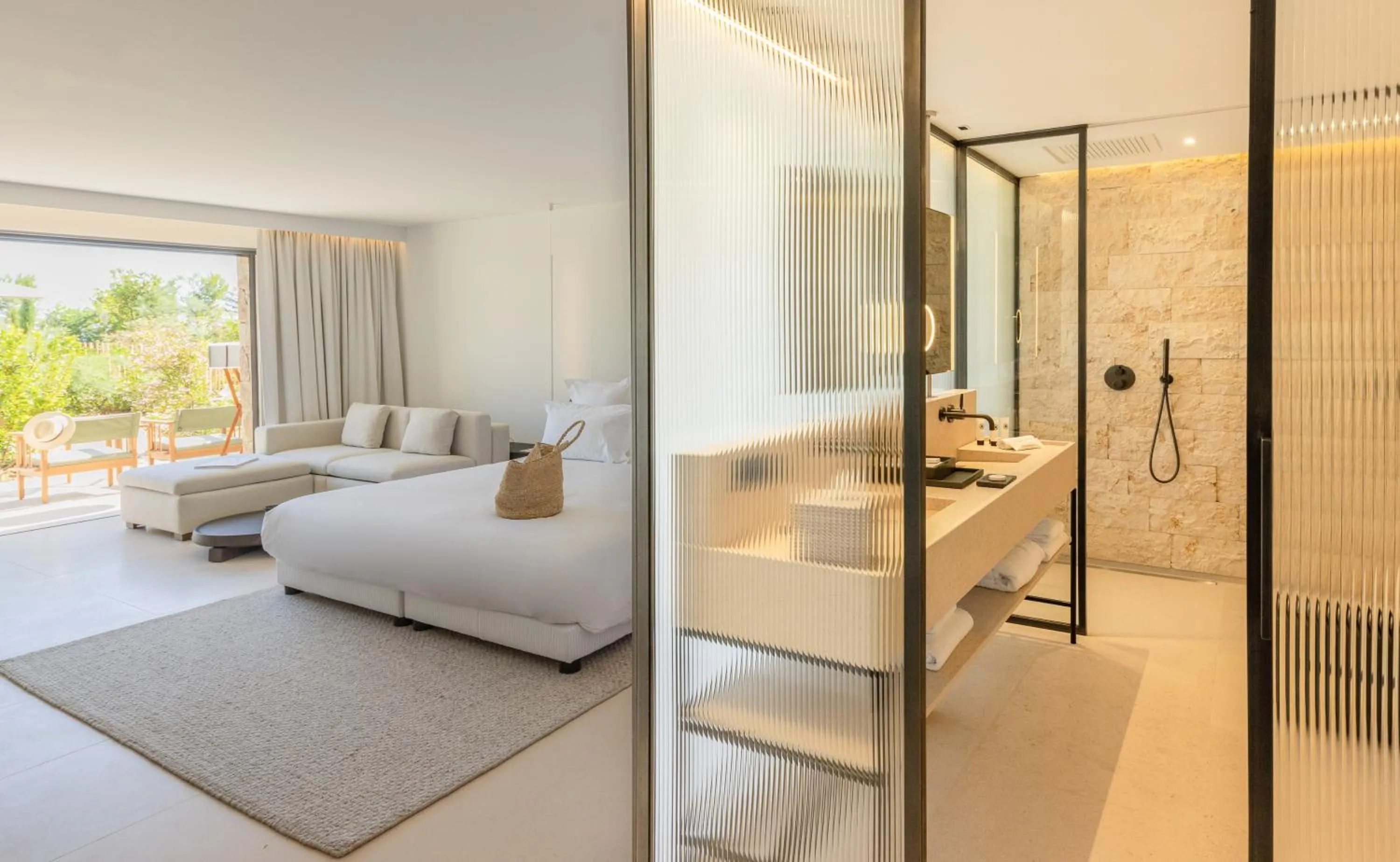 Photo of the whole room in Casa Paradisu