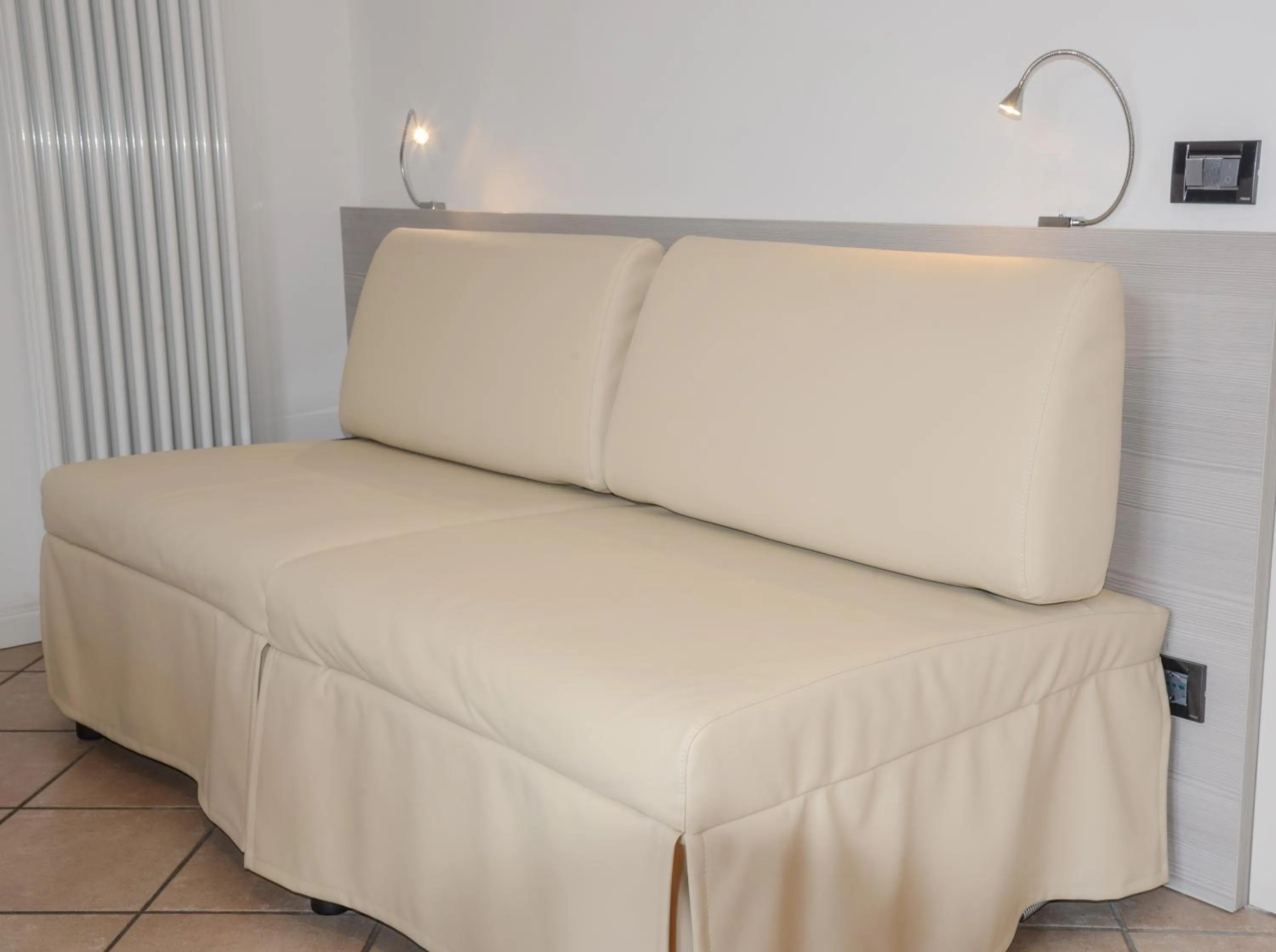 Decorative detail, Bed in Residence Franca B&B