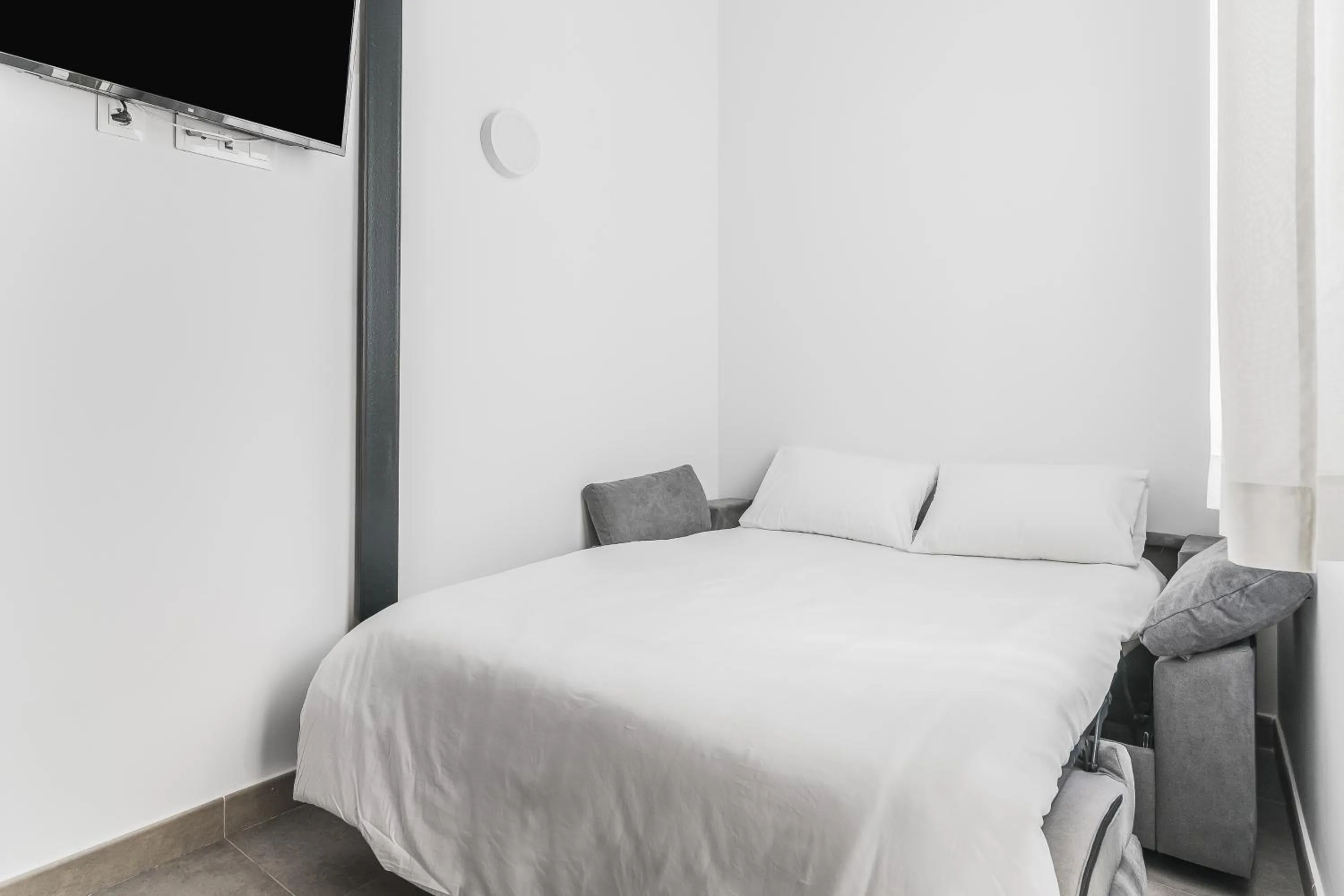 Bed in Open Sea Suites