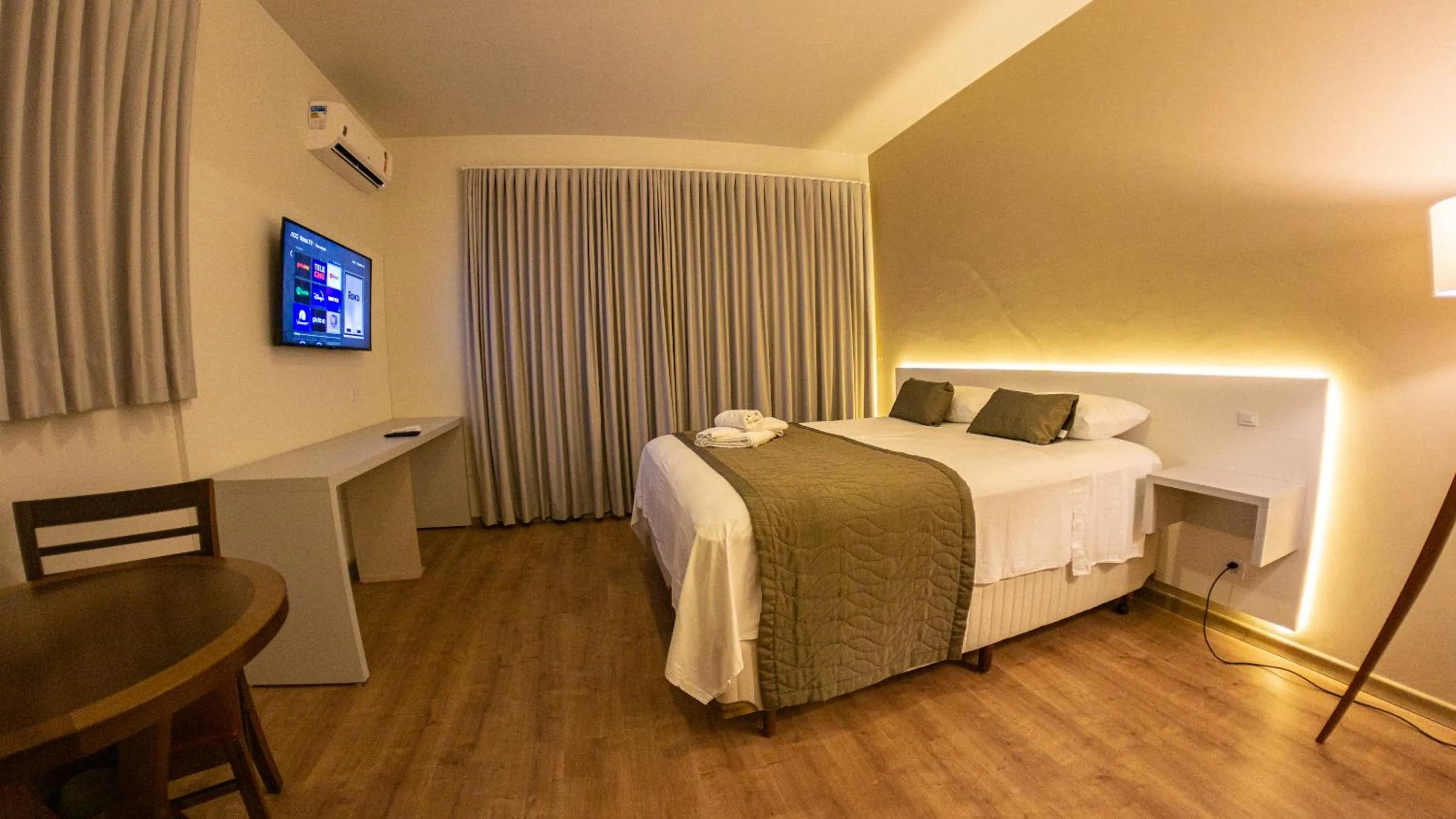 Photo of the whole room, Bed in Dom Ravello