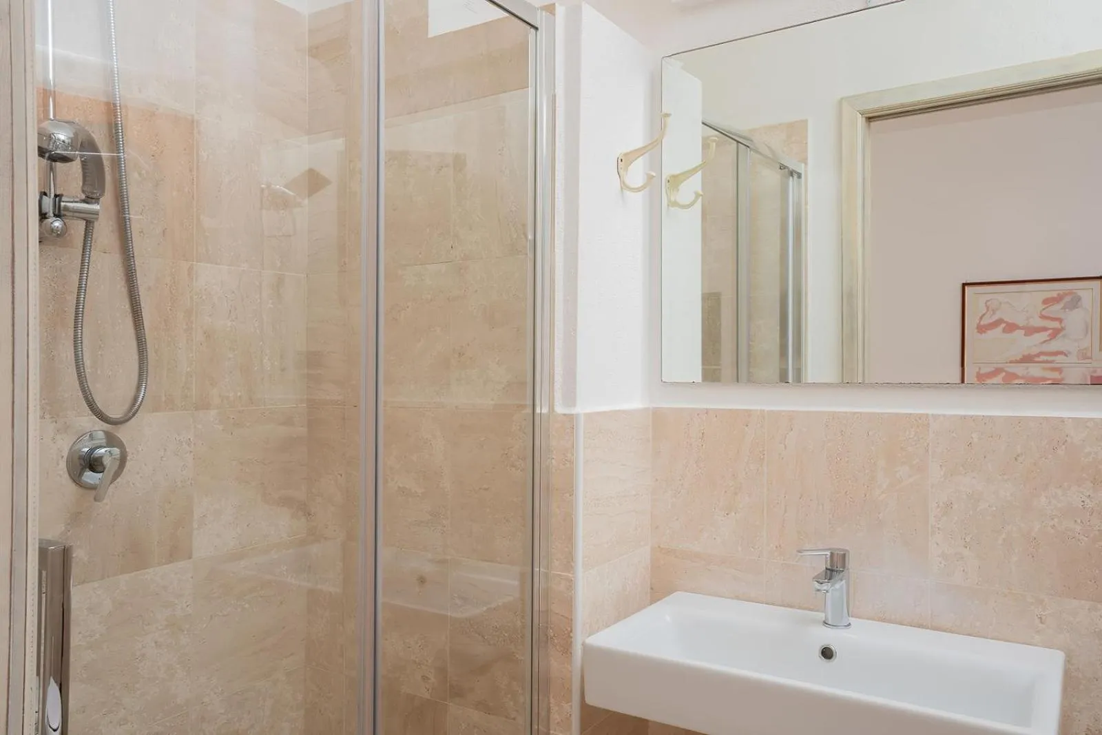 Bathroom in Hotel Su Barchile