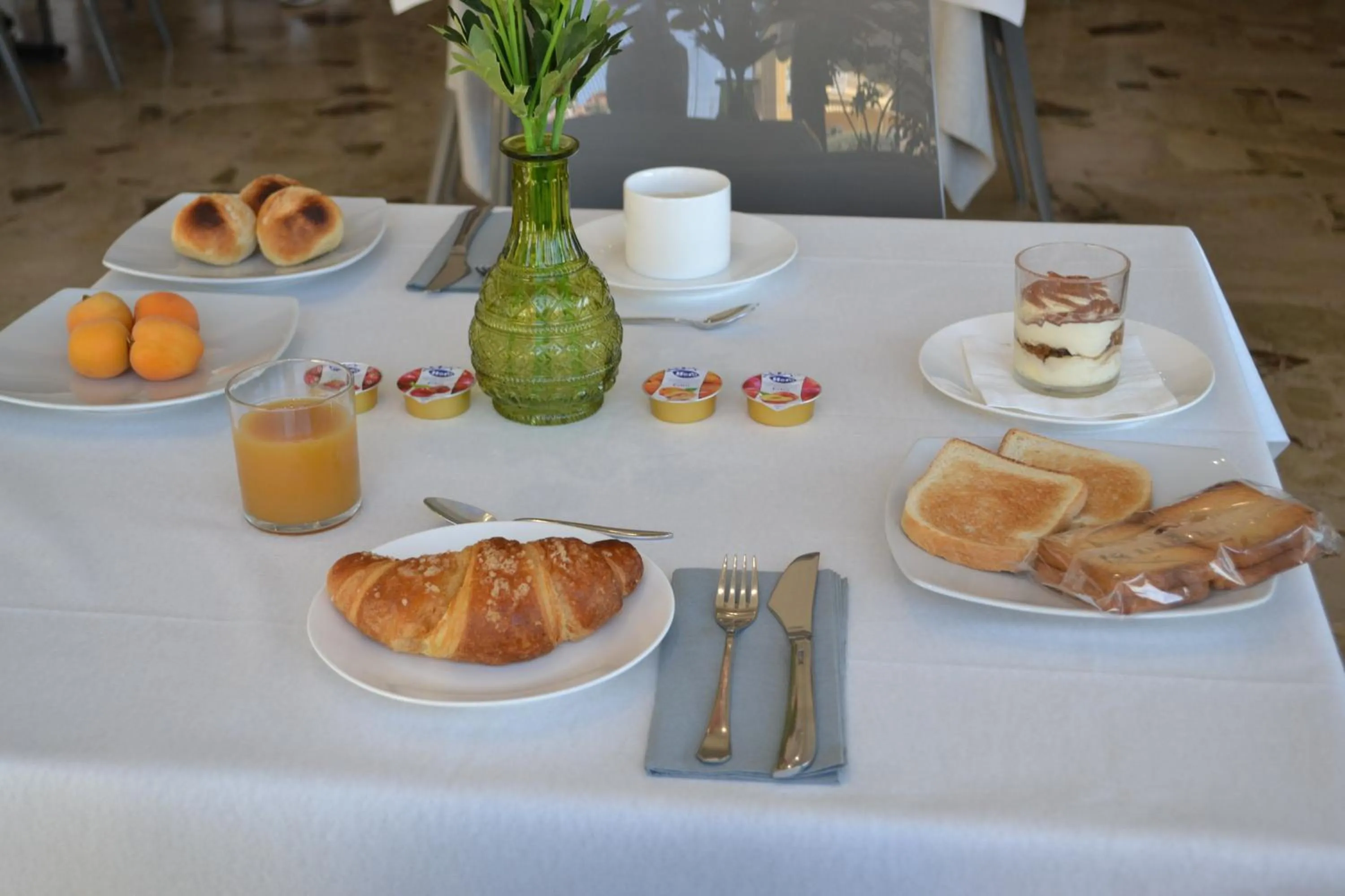 Restaurant/places to eat in B&B Sole&Sale