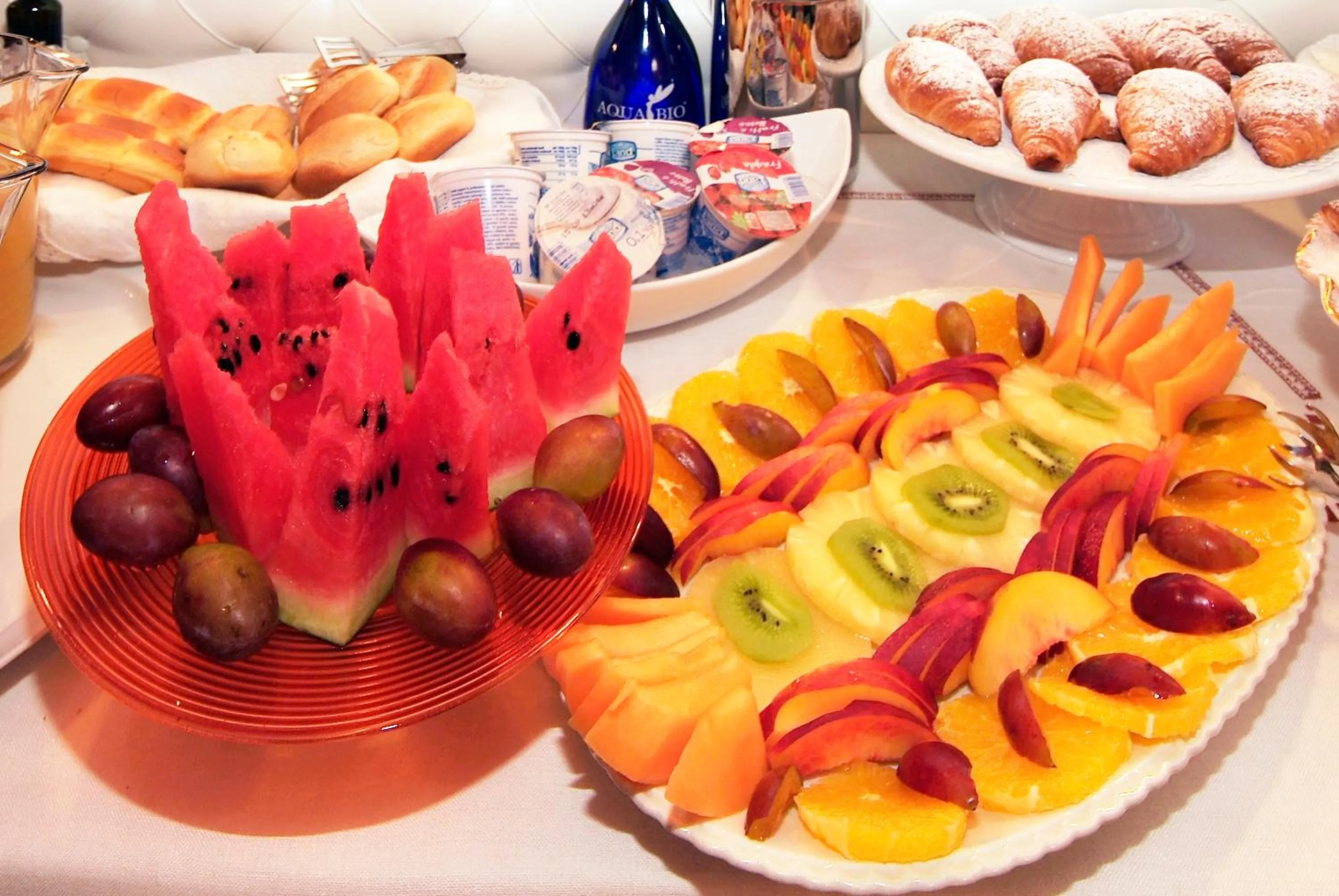 Buffet breakfast in Il Rondò Boutique Hotel