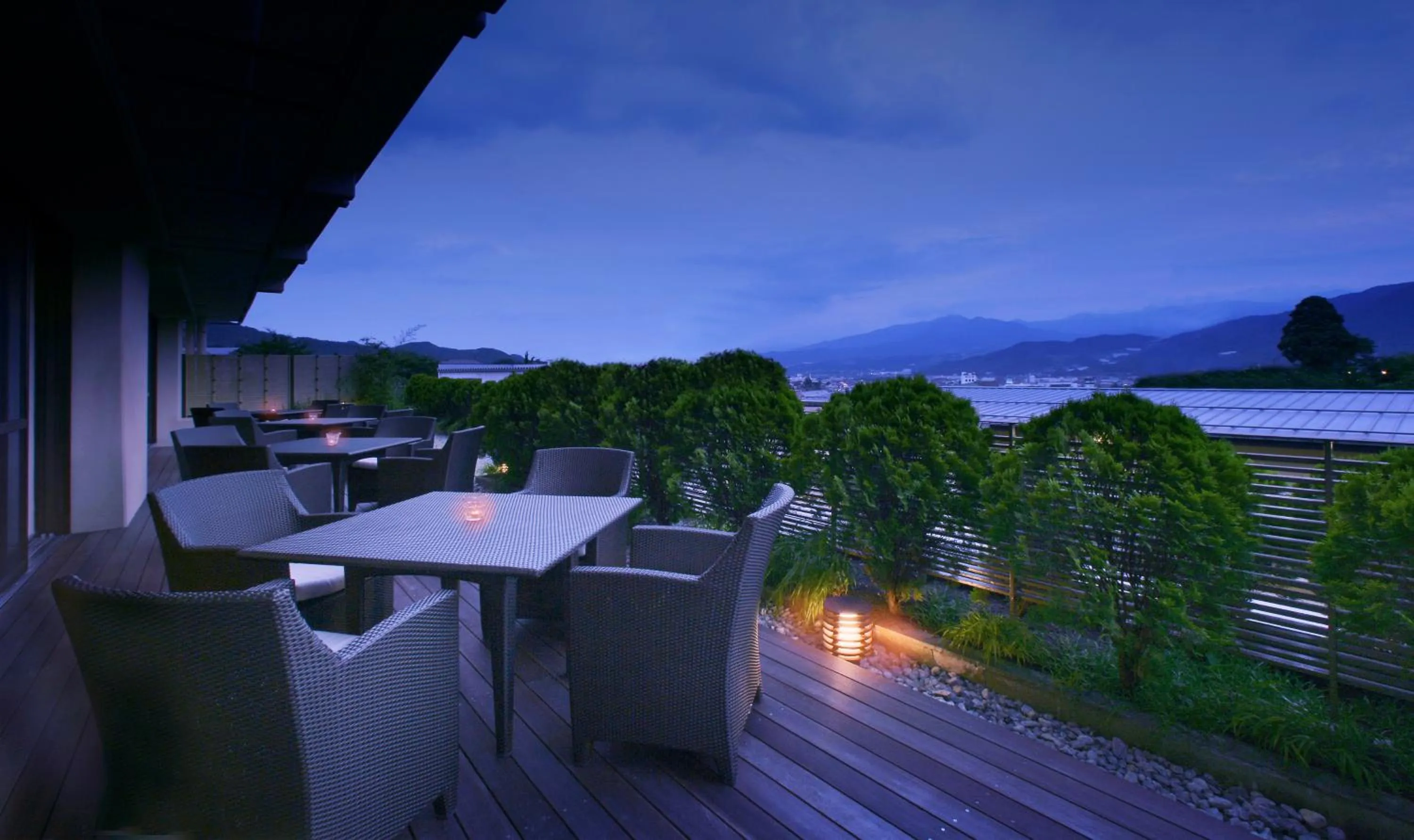 Restaurant/places to eat in Hayamakan