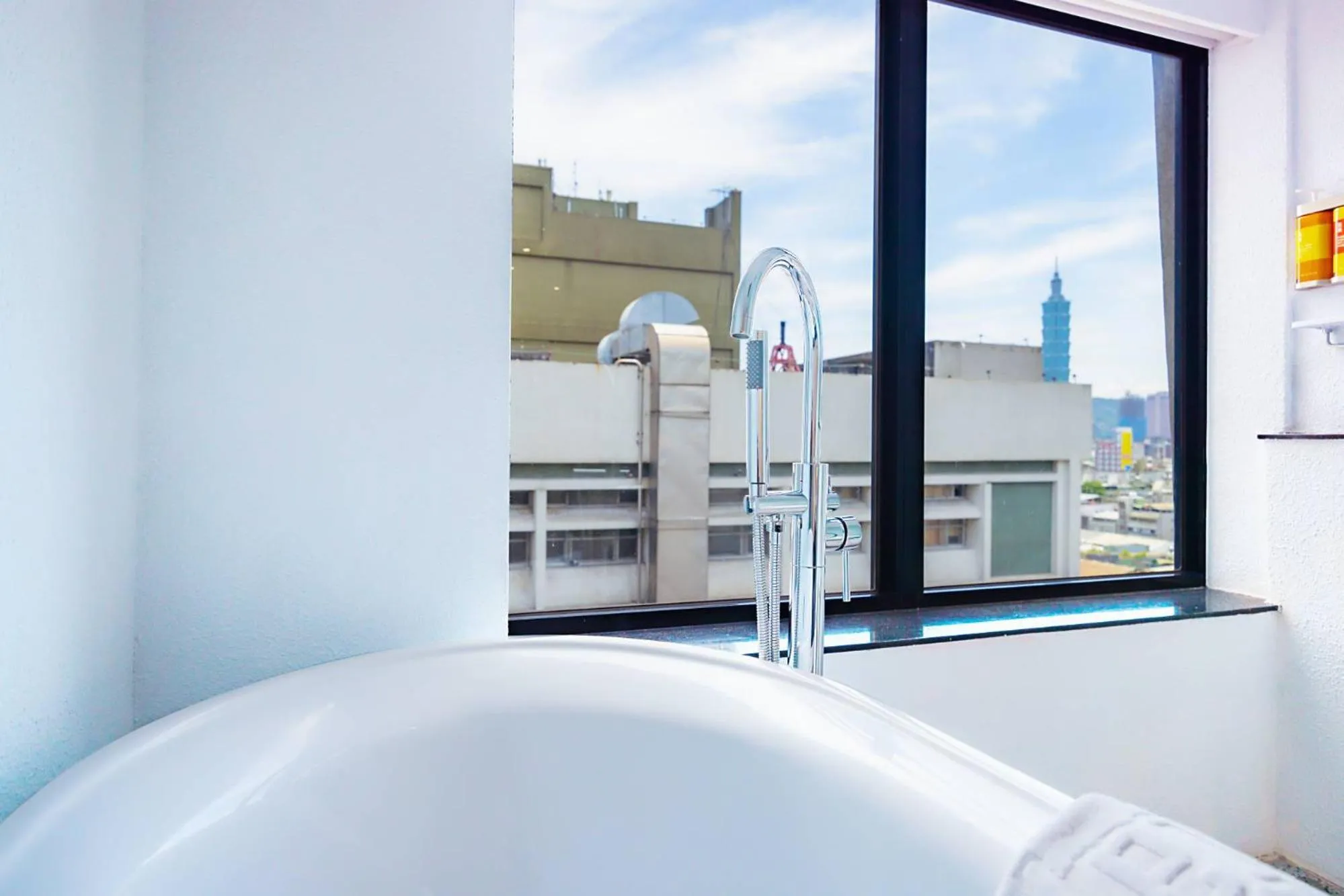 Bathroom in 苓旅松山館 Lininn Tapei Arena