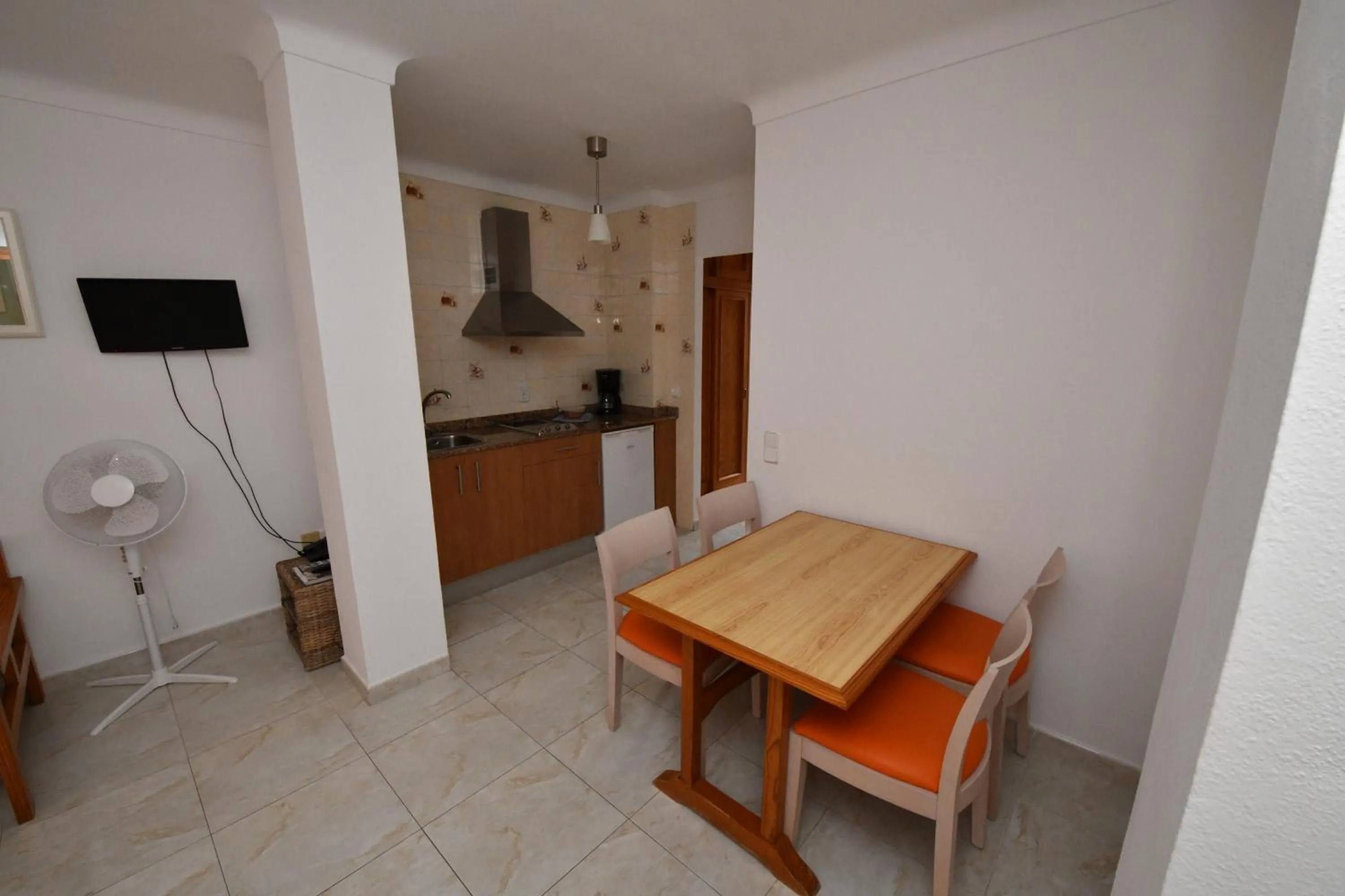kitchen in Hotel Vista Sol Cala Rajada
