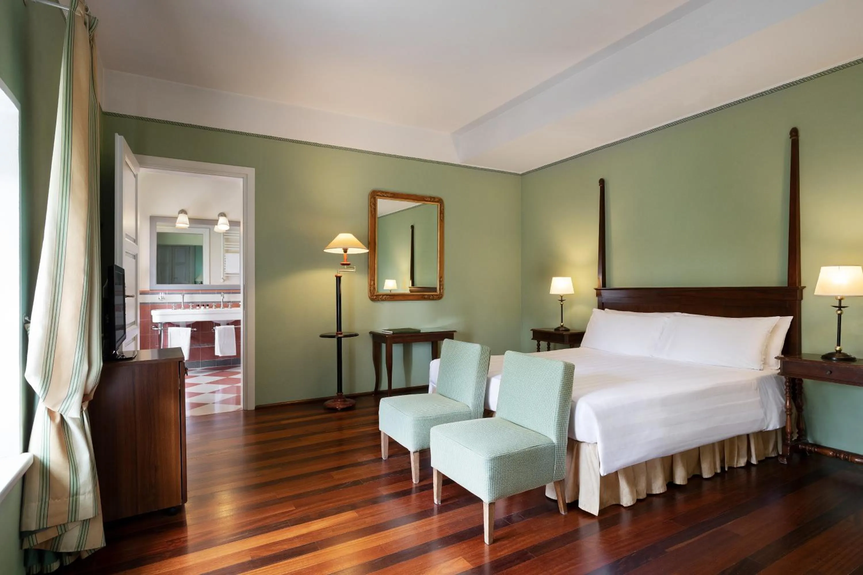 Bed in Sina Villa Matilde