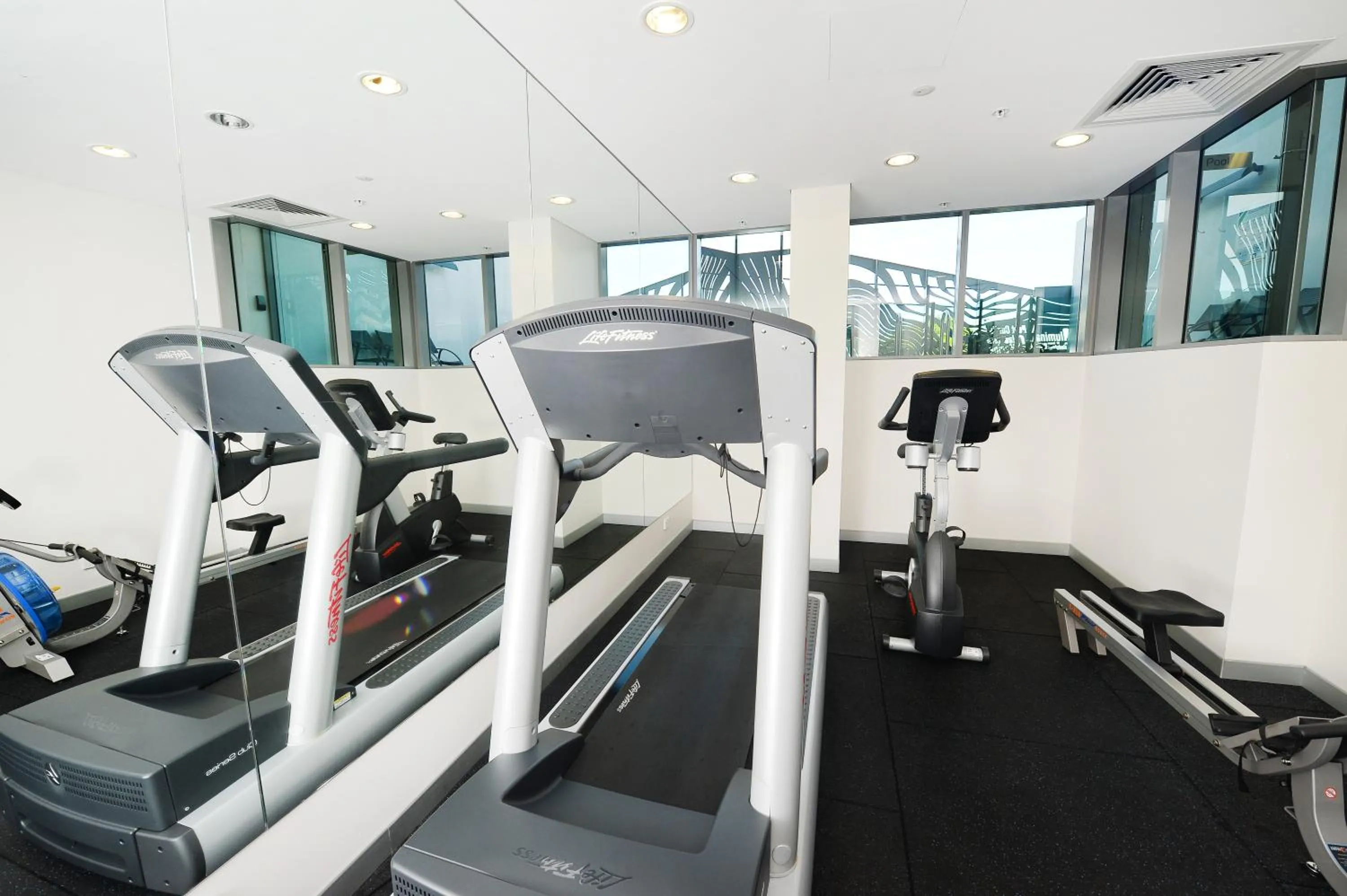 Fitness centre/facilities in Oaks Gladstone Grand Hotel
