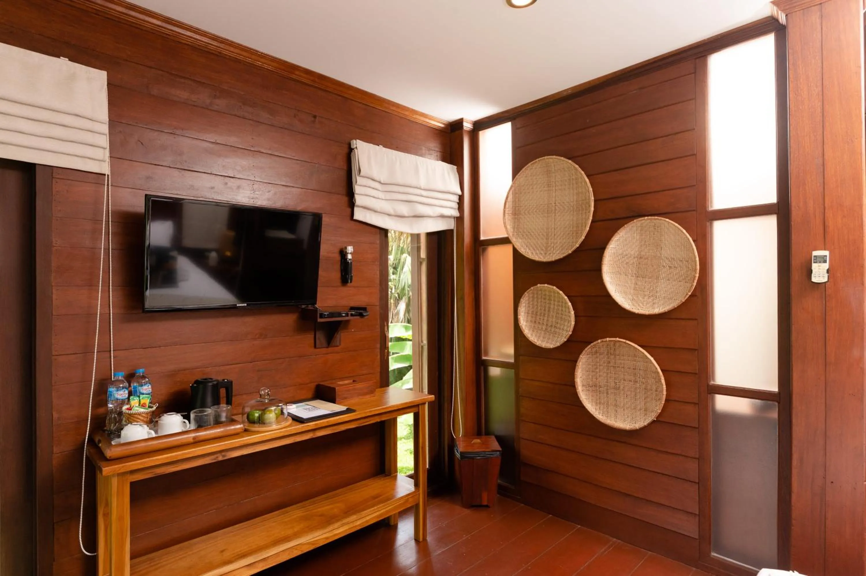 TV and multimedia in ViengTara VangVieng Resort