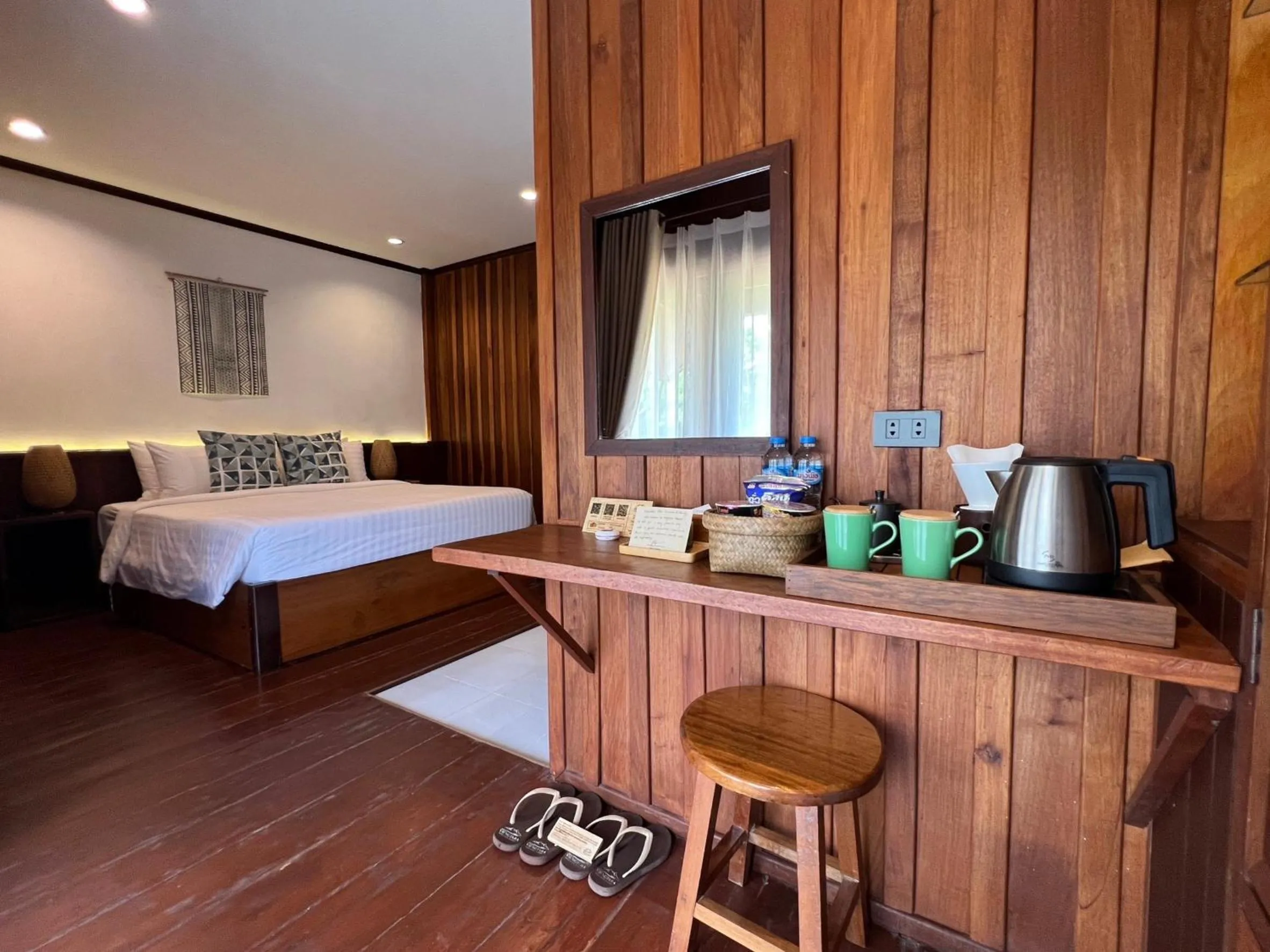 Living room, Bed in ViengTara VangVieng Resort