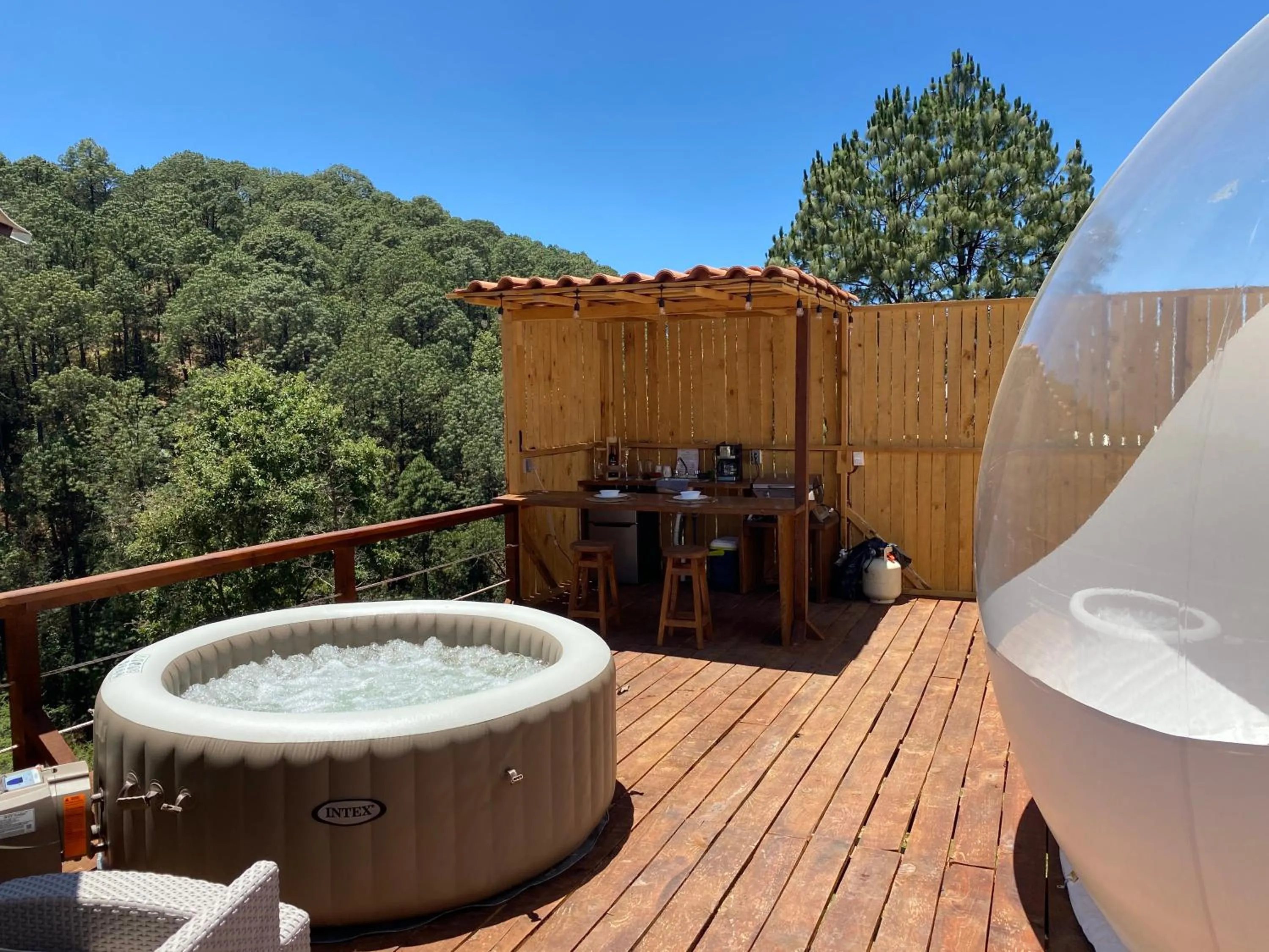 BBQ facilities in La Estela Bubble Glamping
