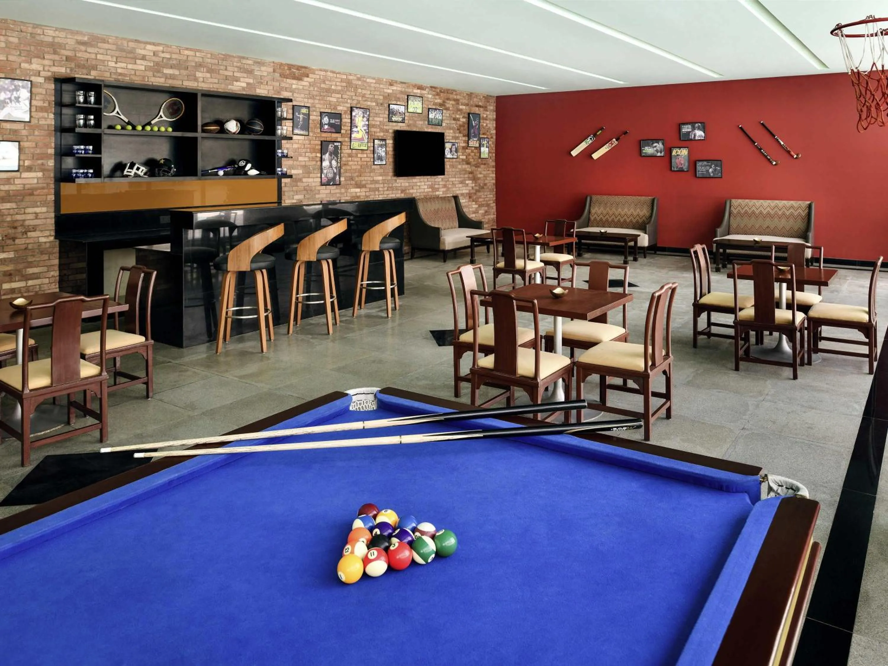 Lounge or bar in Mövenpick Hotel Karachi