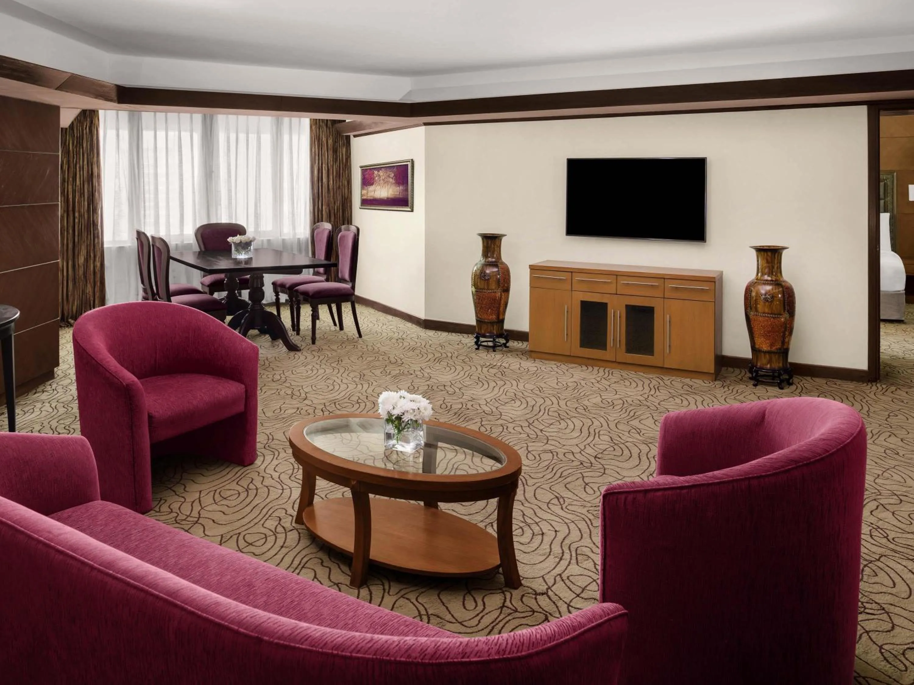 Bedroom in Mövenpick Hotel Karachi