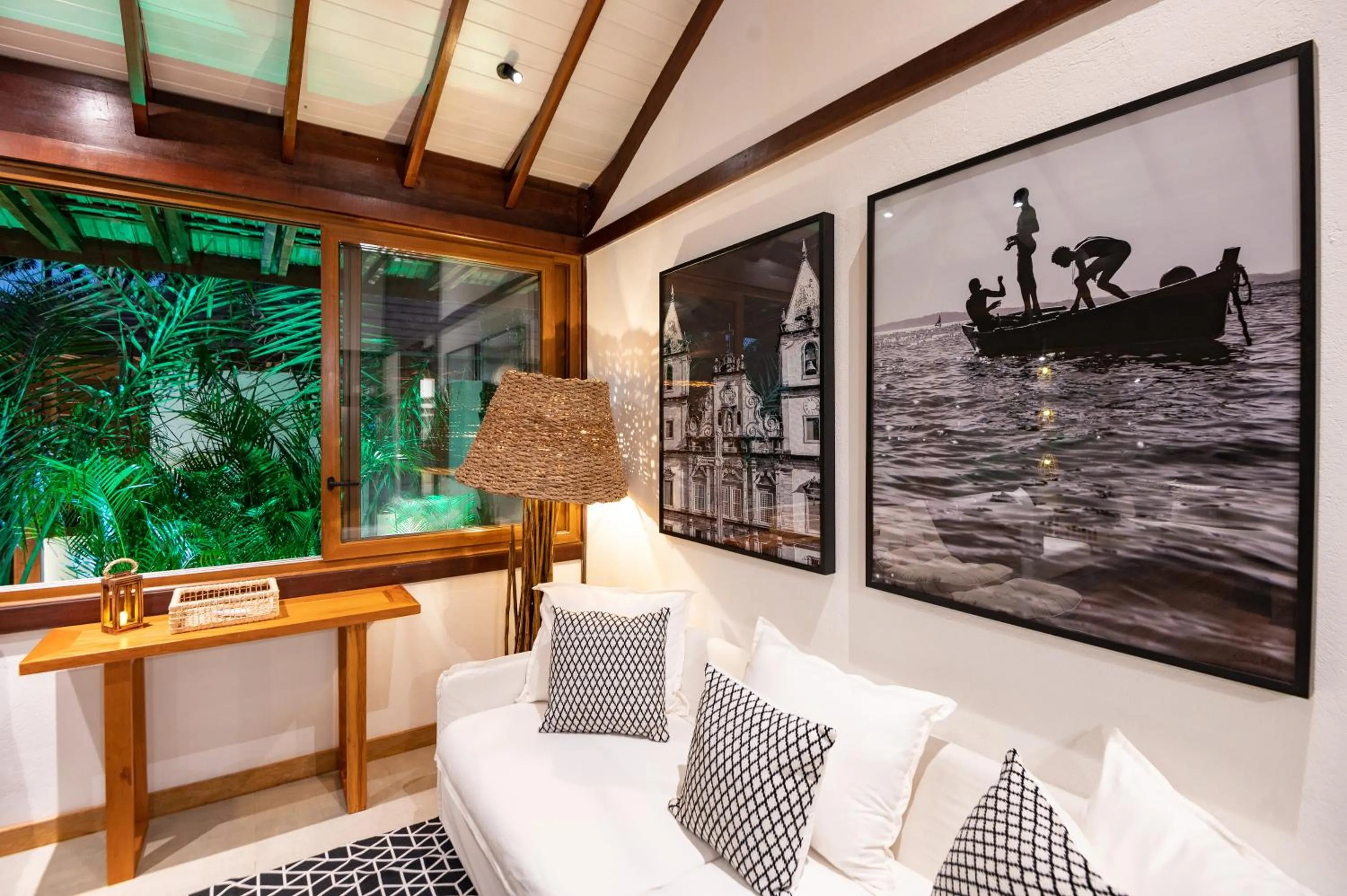 Living room in Colibri Beach Villas