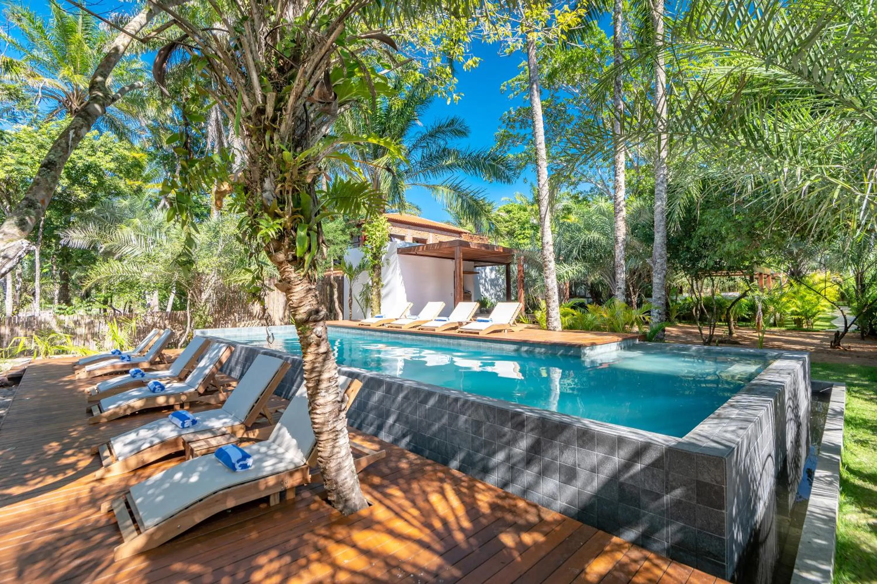 Pool view in Colibri Beach Villas