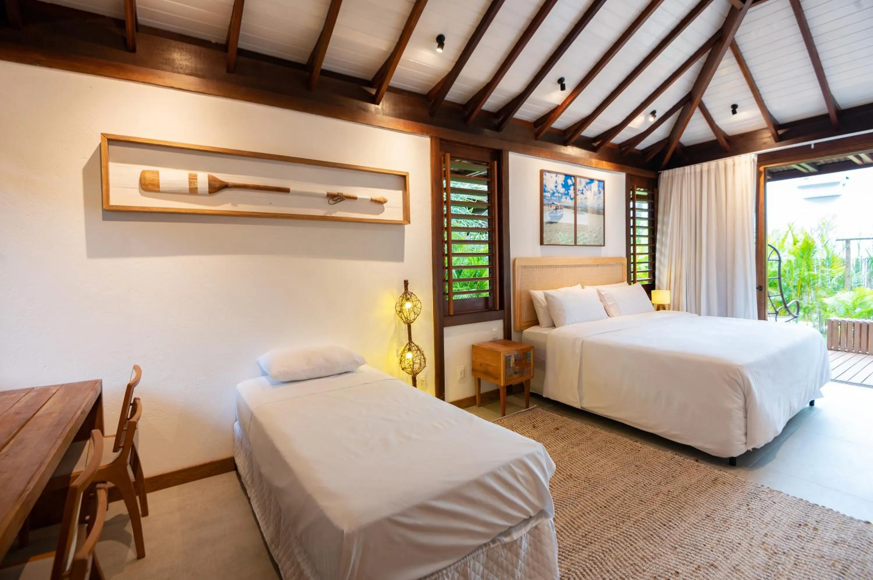Bed in Colibri Beach Villas
