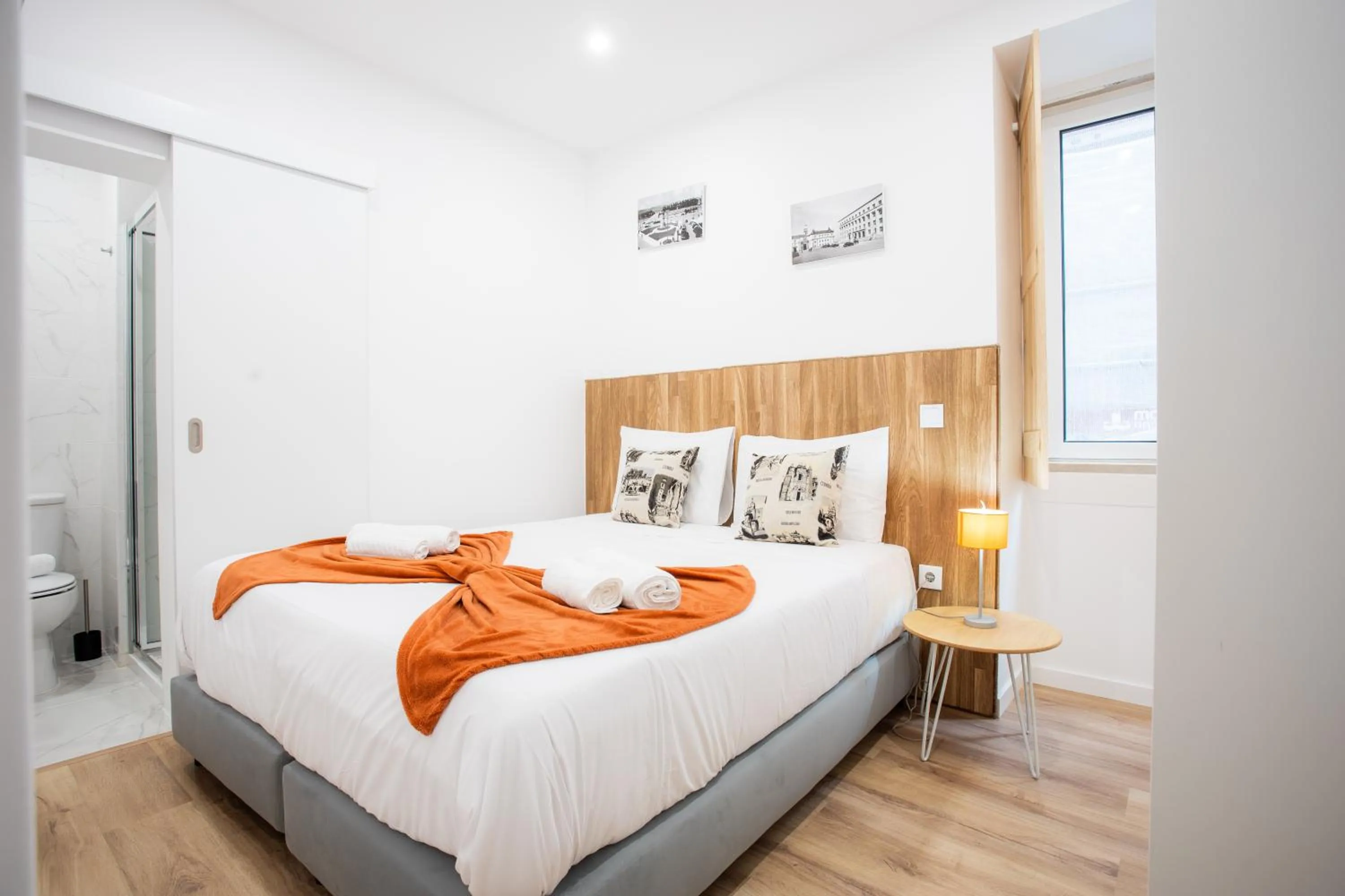 Bed in COIMBRA CITY CHARM