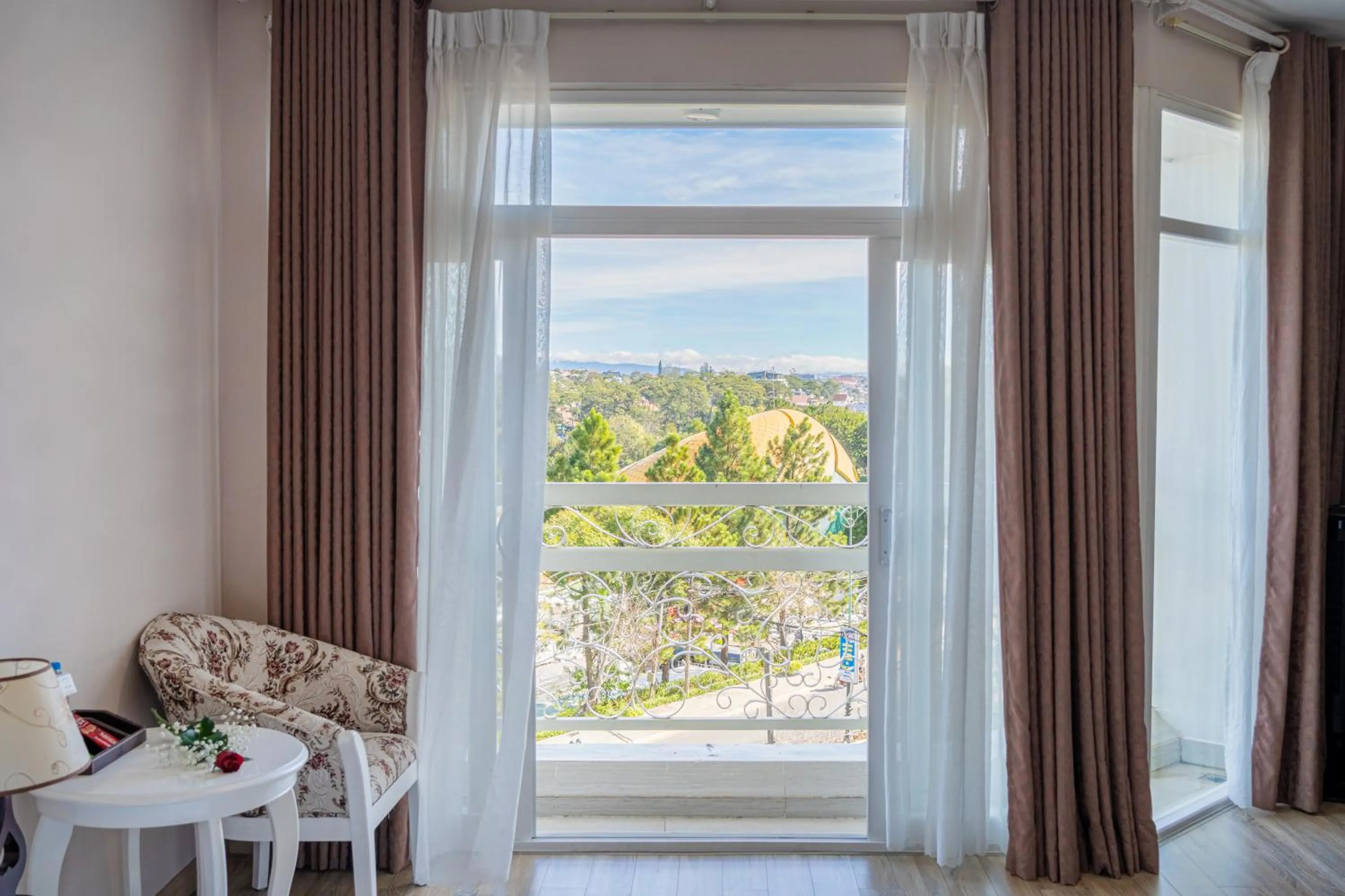 Balcony/Terrace in Ngoc Phat Dalat Hotel