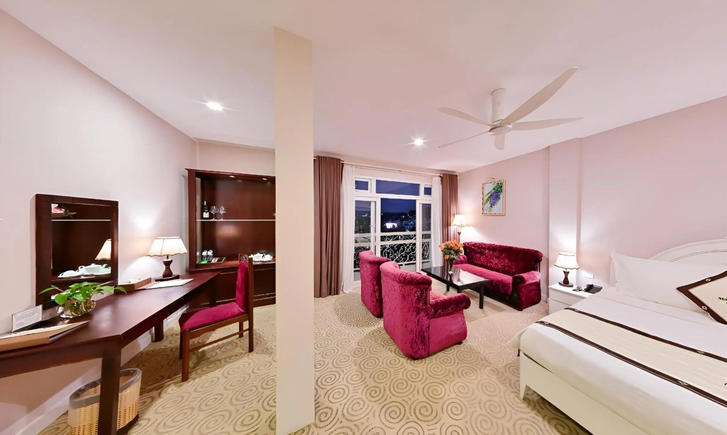 Photo of the whole room, Bed in Ngoc Phat Dalat Hotel