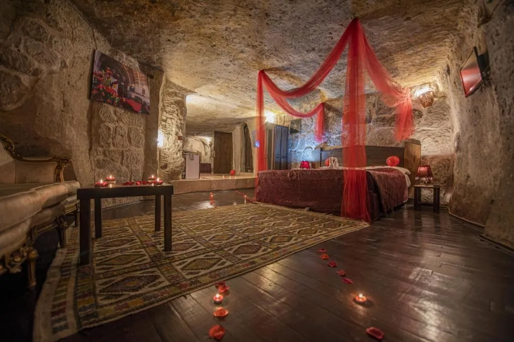 Photo of the whole room, Bed in Kapadokya Ihlara Konakları Otel Antik Konaklar