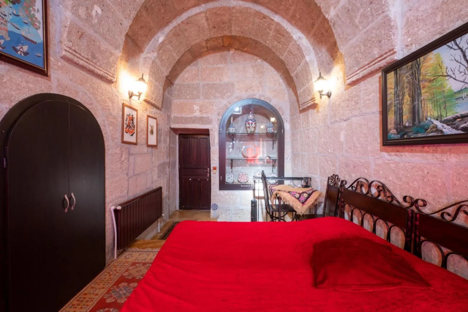 Photo of the whole room, Bed in Kapadokya Ihlara Konakları Otel Antik Konaklar