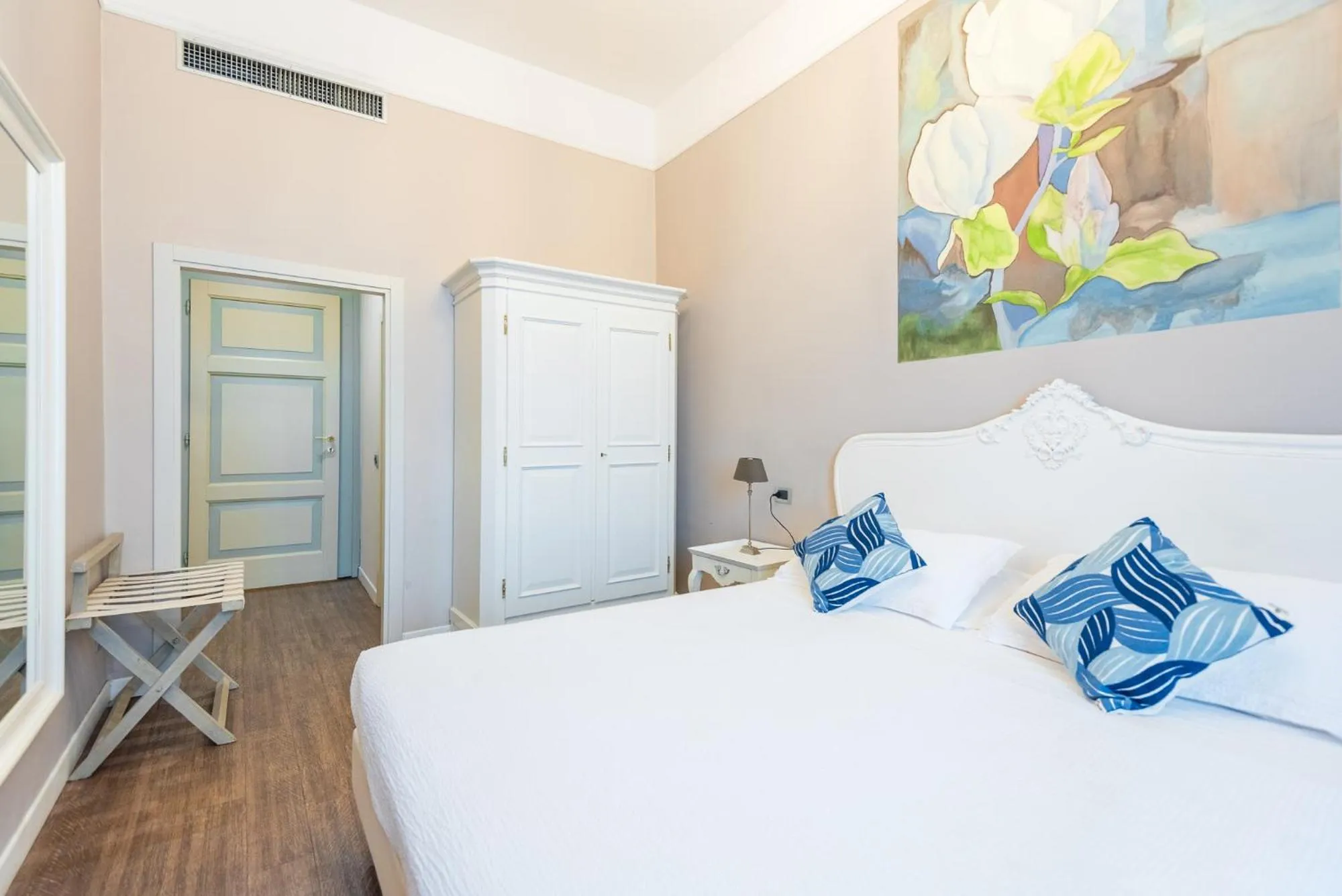 Bedroom, Bed in Hotel Ristorante Ala d'Oro