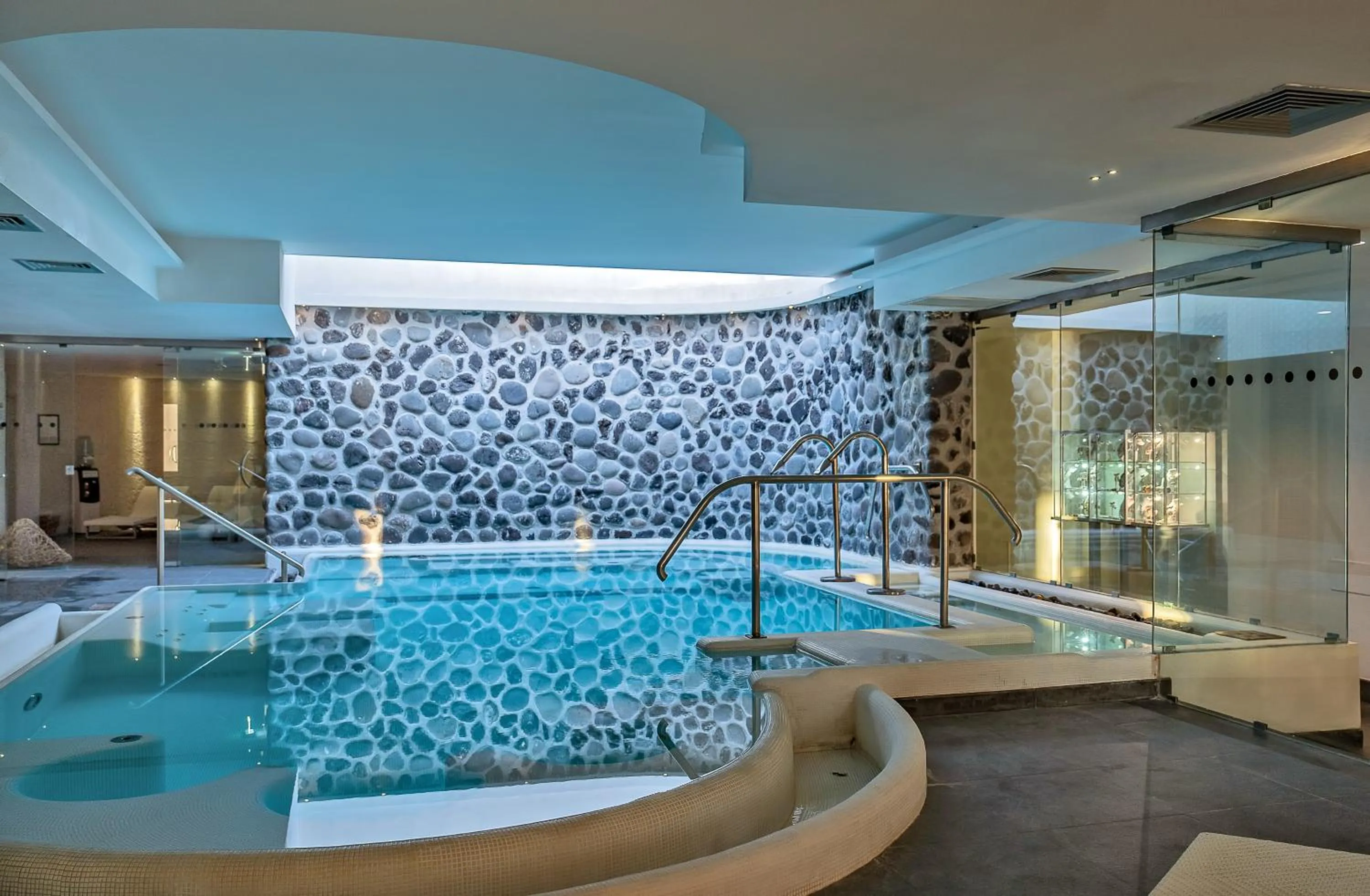 Spa and wellness centre/facilities in Therasia Resort Sea and SPA - The Leading Hotels of the World