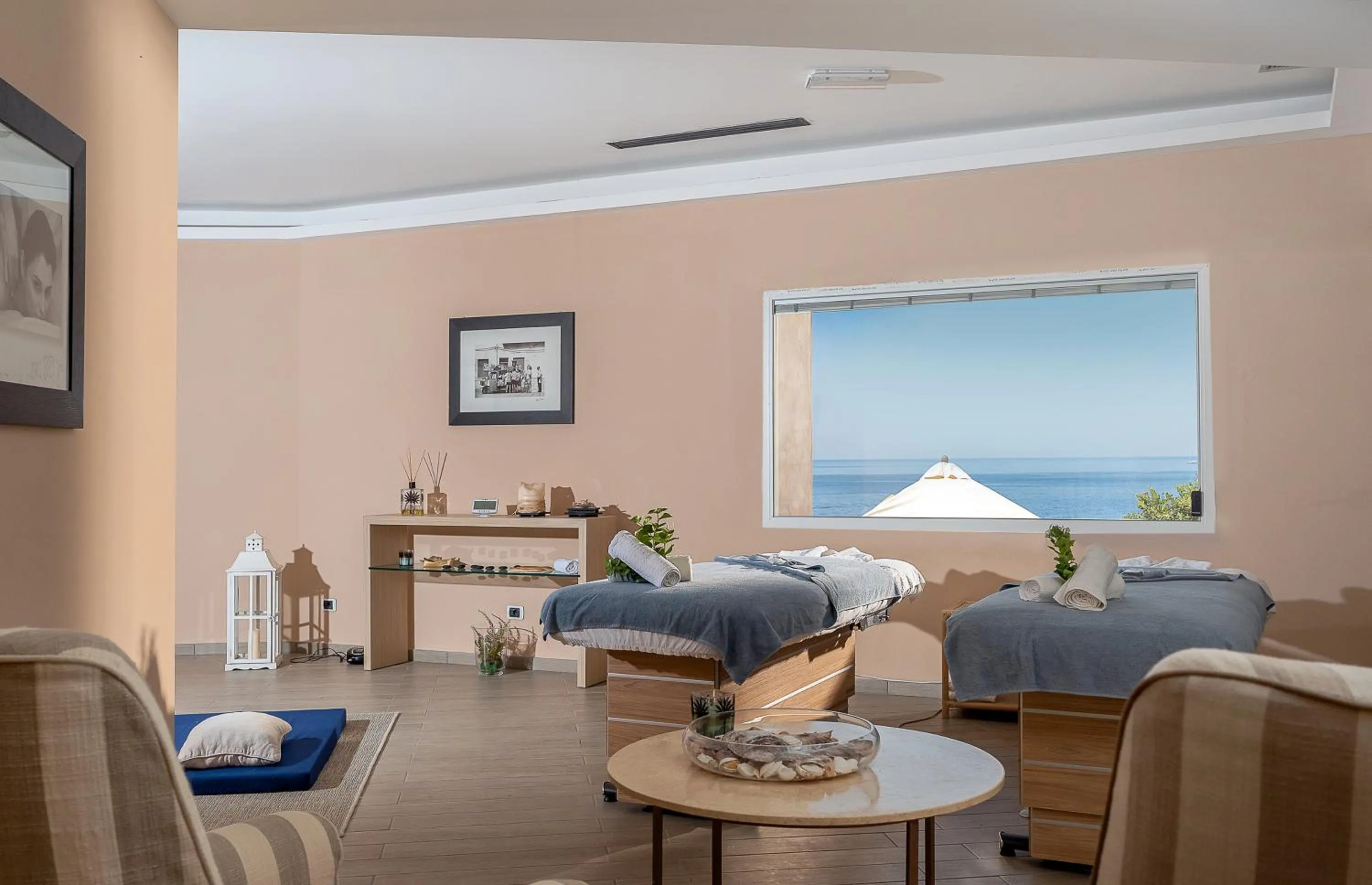 Spa and wellness centre/facilities in Therasia Resort Sea and SPA - The Leading Hotels of the World