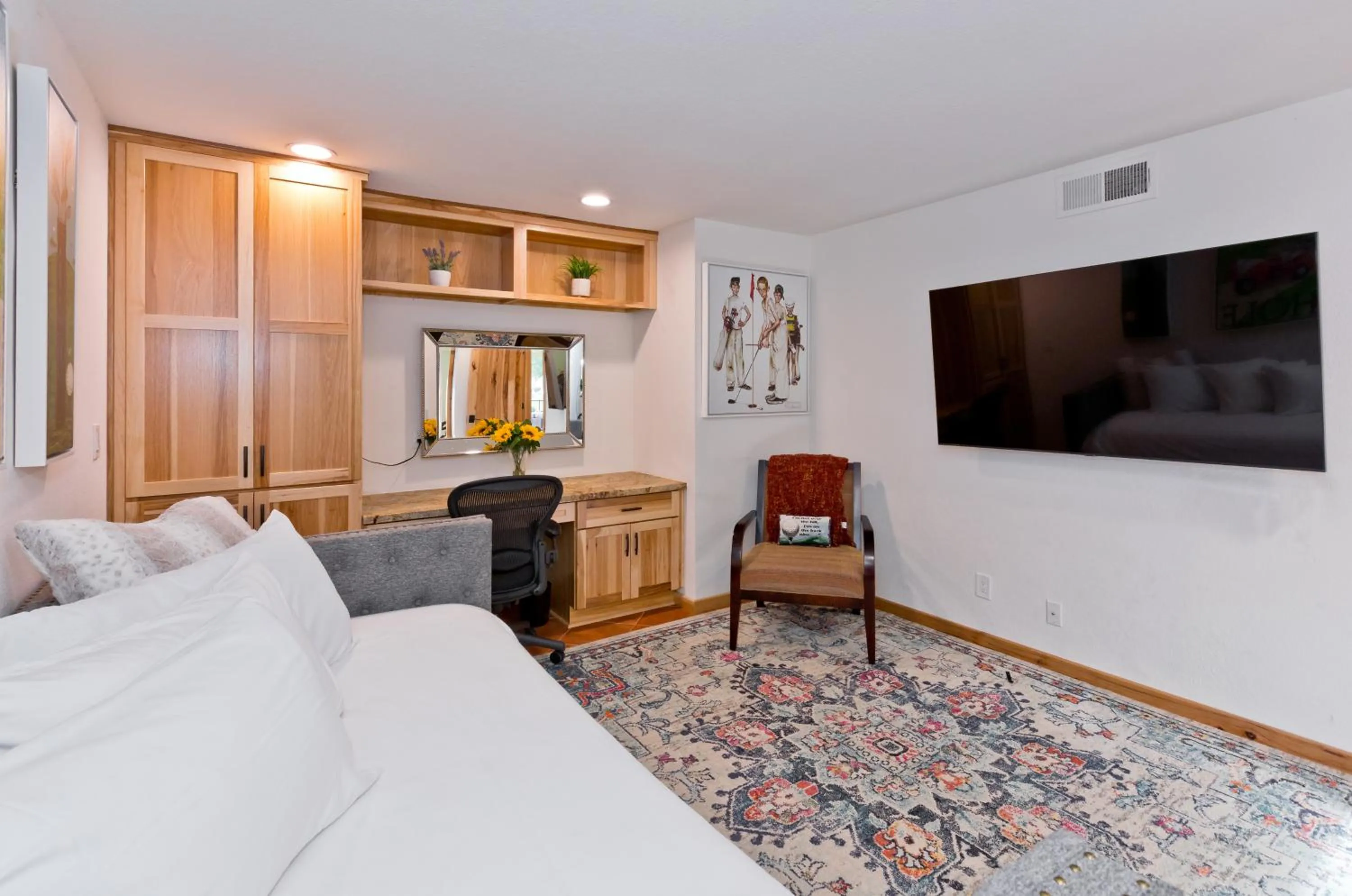 Spectacular condo with private golf privileges includes golf cart on Monterey Country Club !!