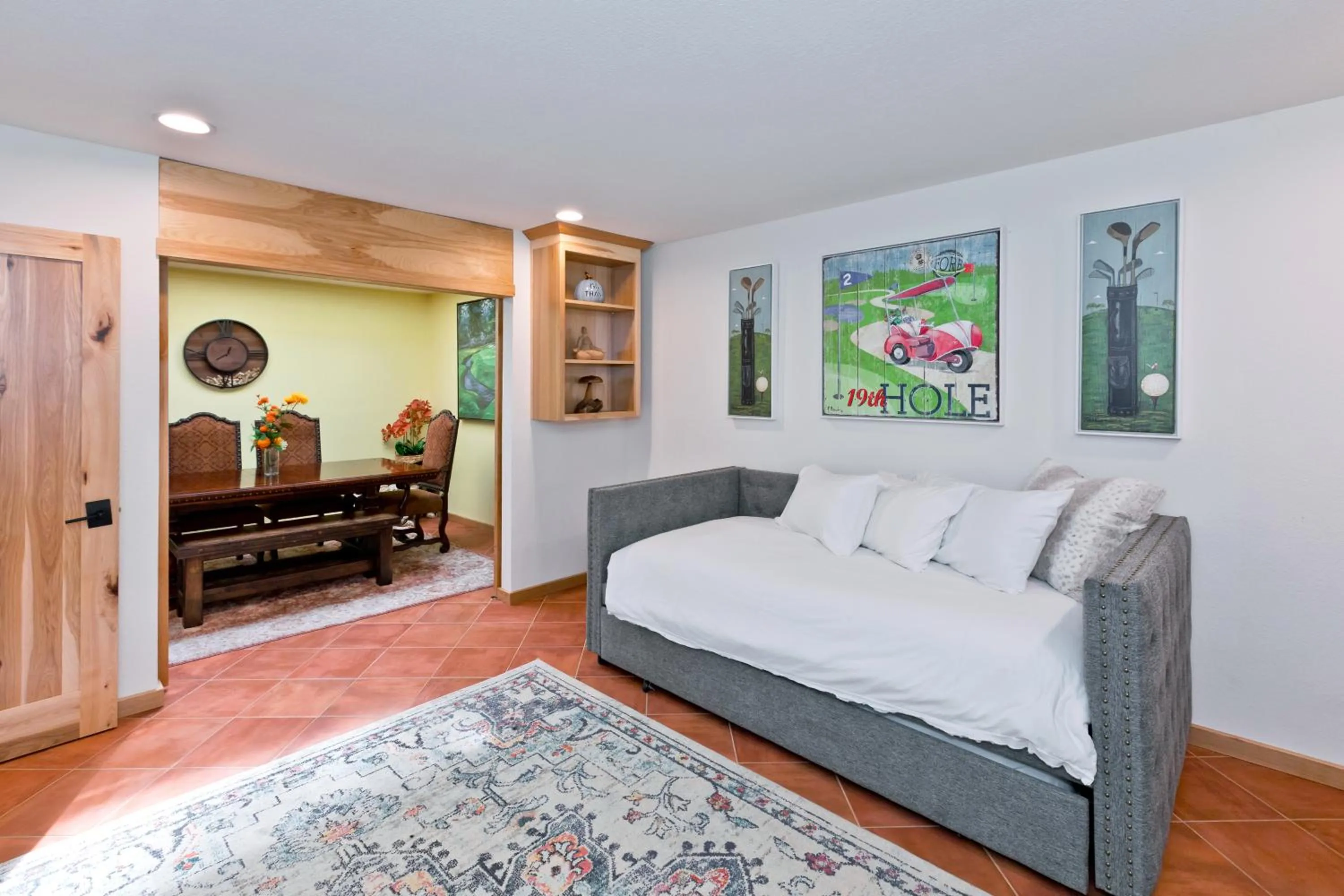 Bed in Spectacular condo with private golf privileges includes golf cart on Monterey Country Club !!