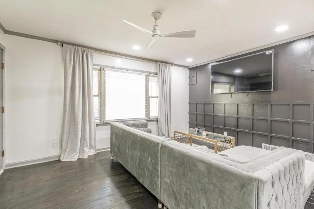 The Sweet Creek Luxurious Villas