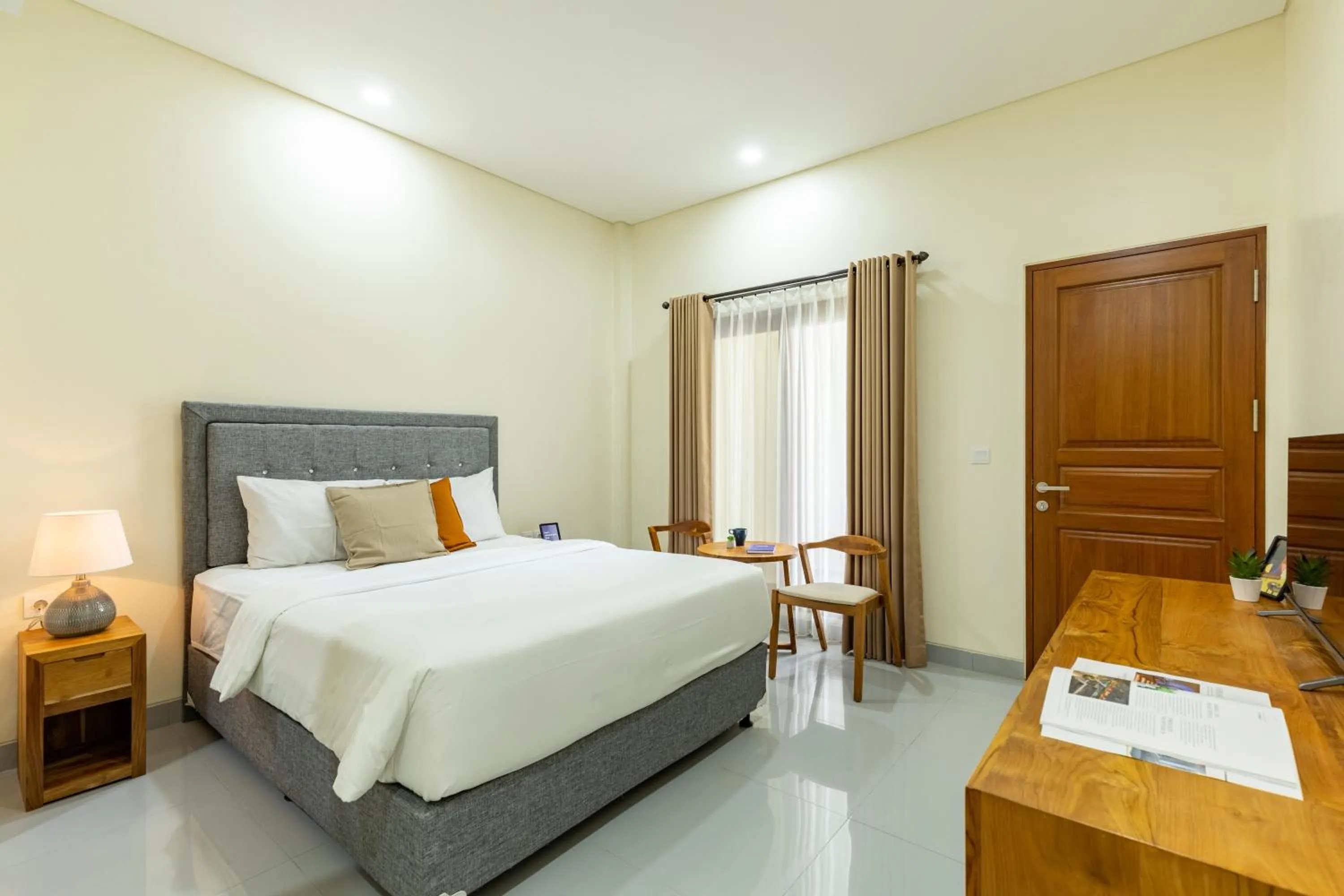 Bedroom, Bed in Cove Griya Elite I