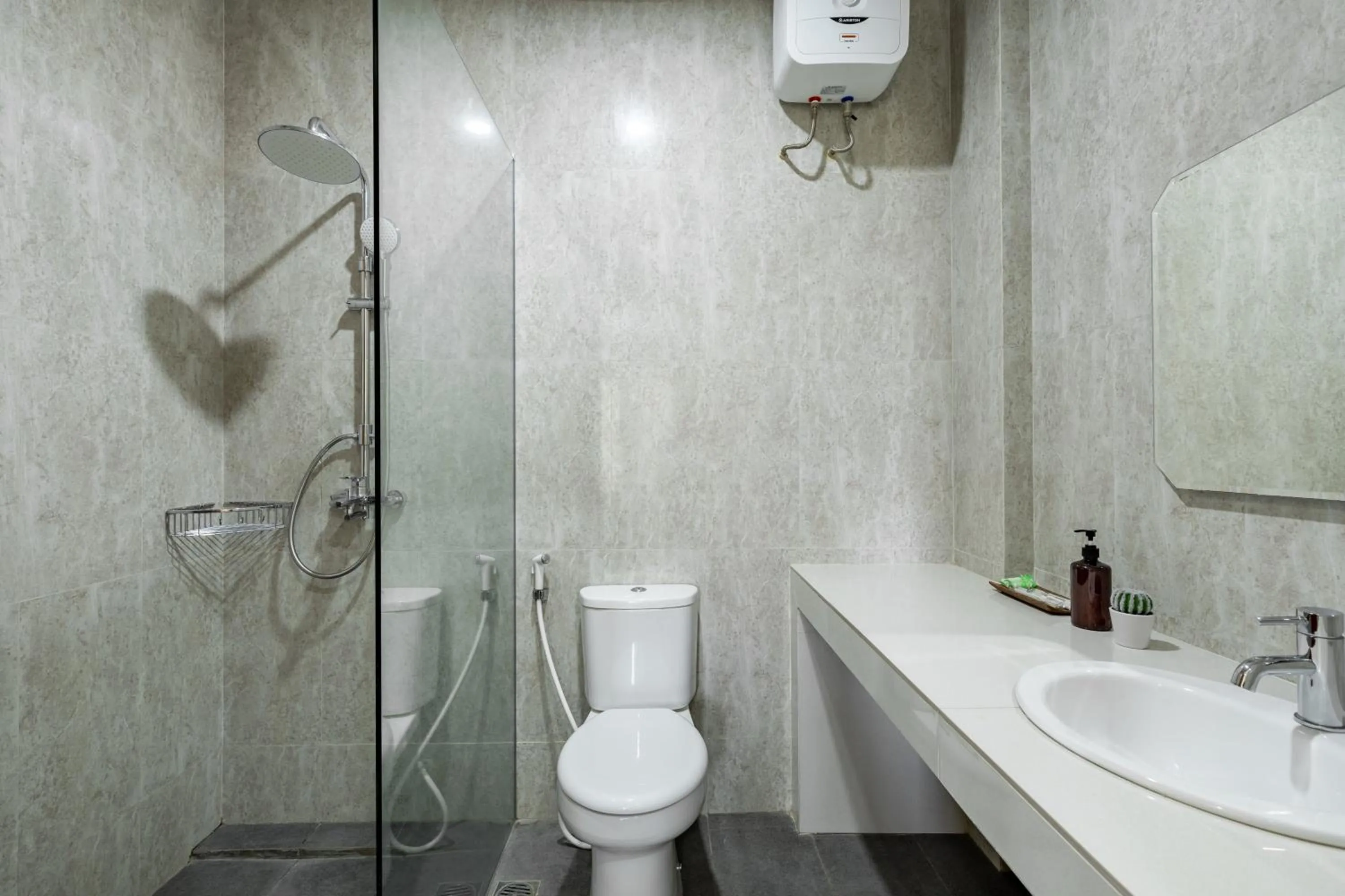 Bathroom in Cove Griya Elite I