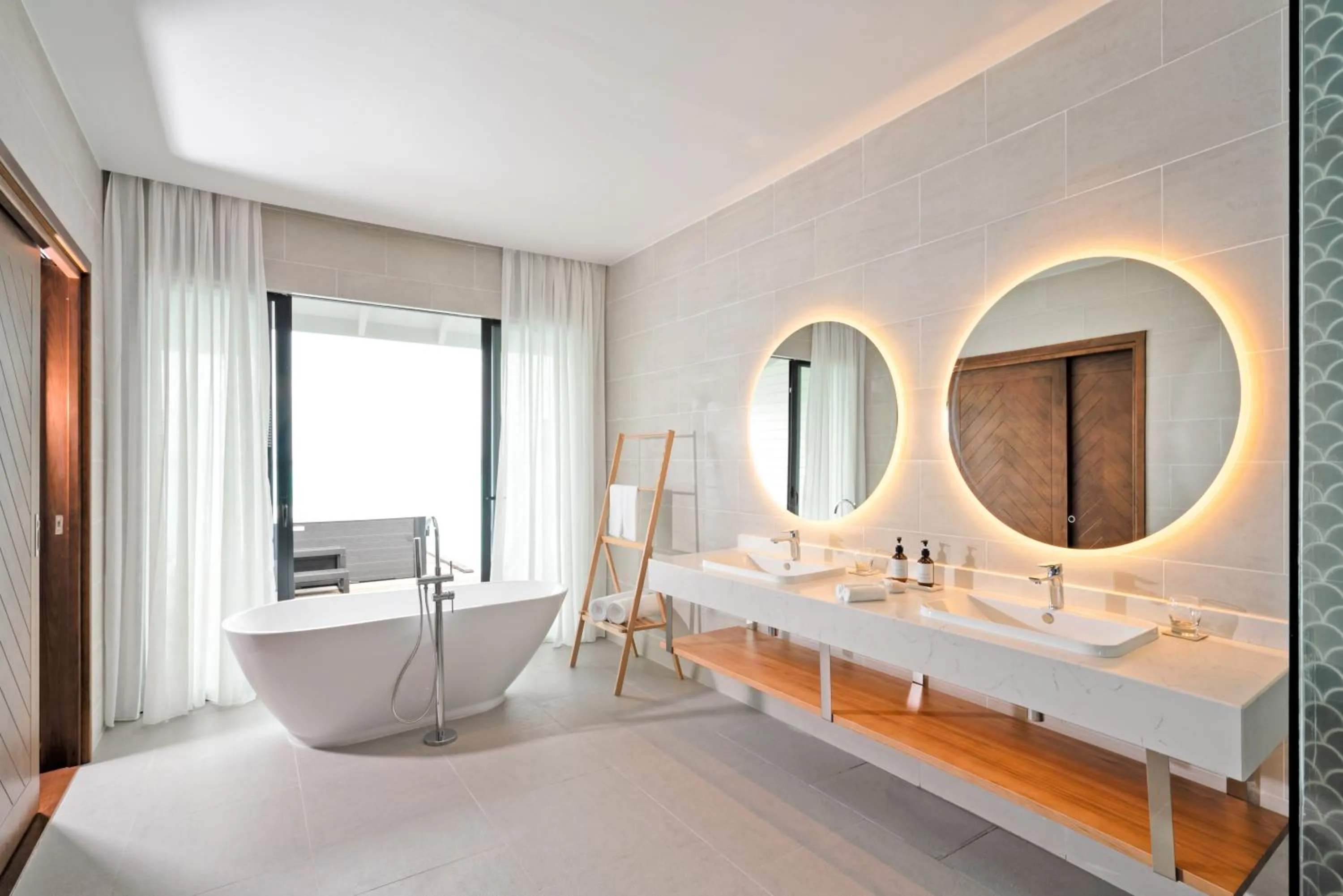 Bathroom, Bed in Nova Maldives