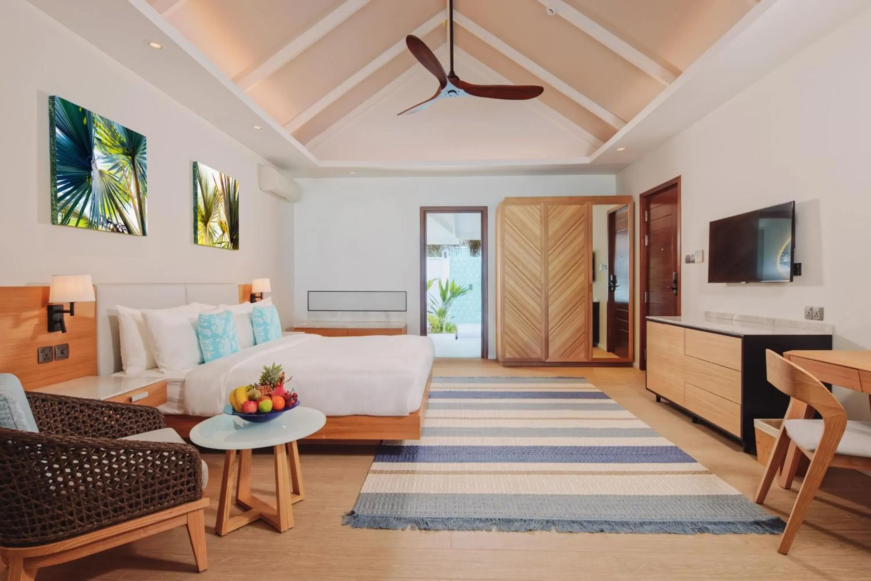 Sunset Beach Villa in Nova Maldives Sunset Beach Villa in Nova Maldives