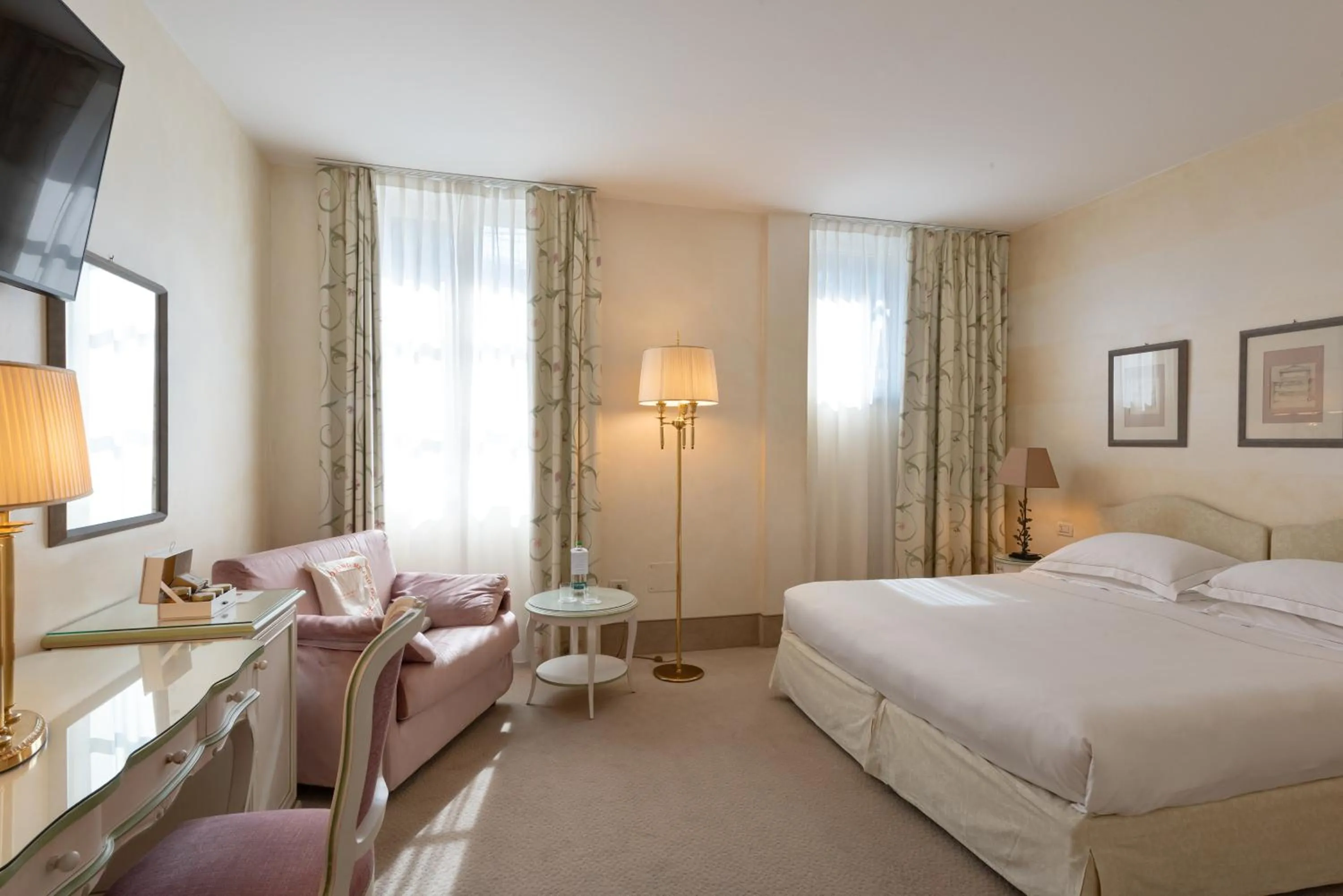 Bed in Hotel Rivalago