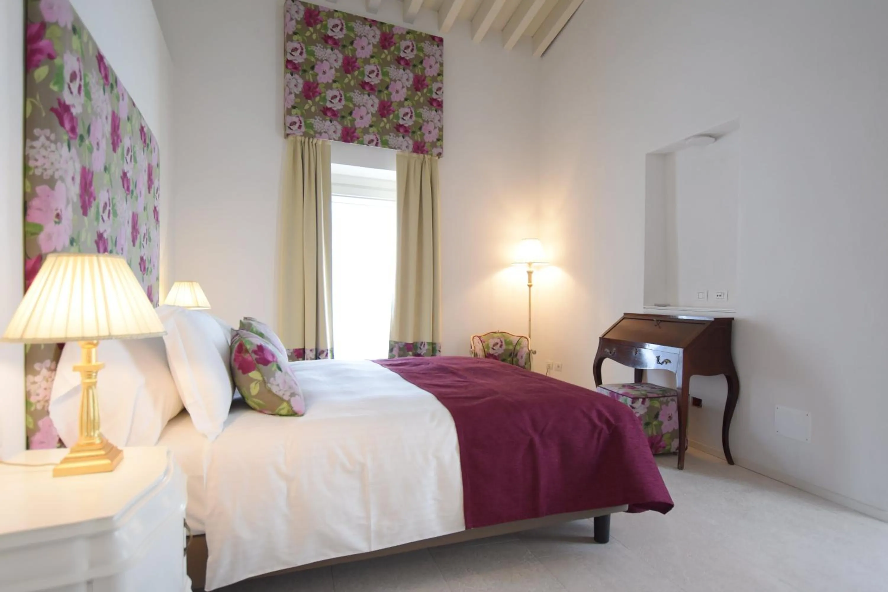 Bed in Hotel Rivalago