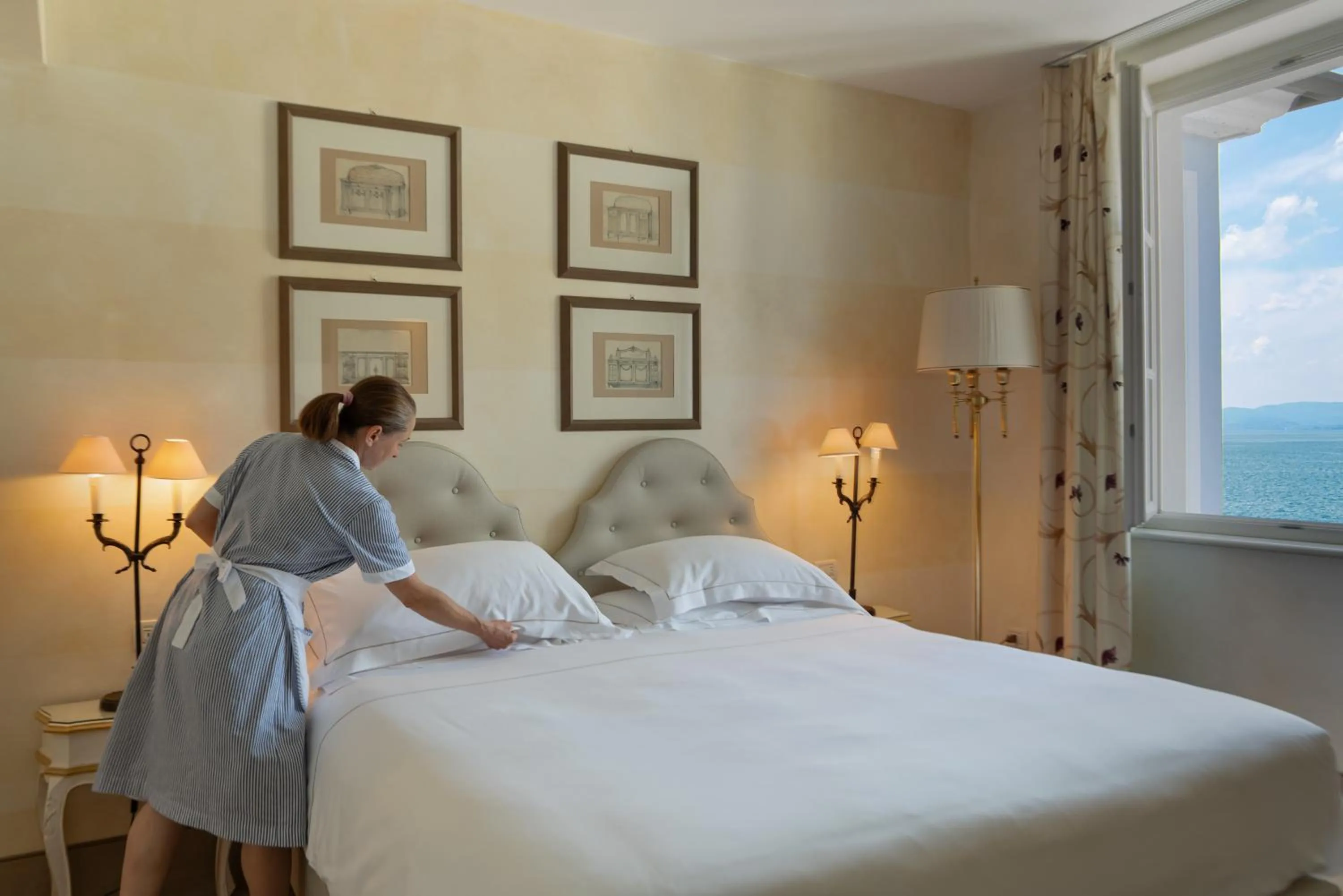 Bed in Hotel Rivalago