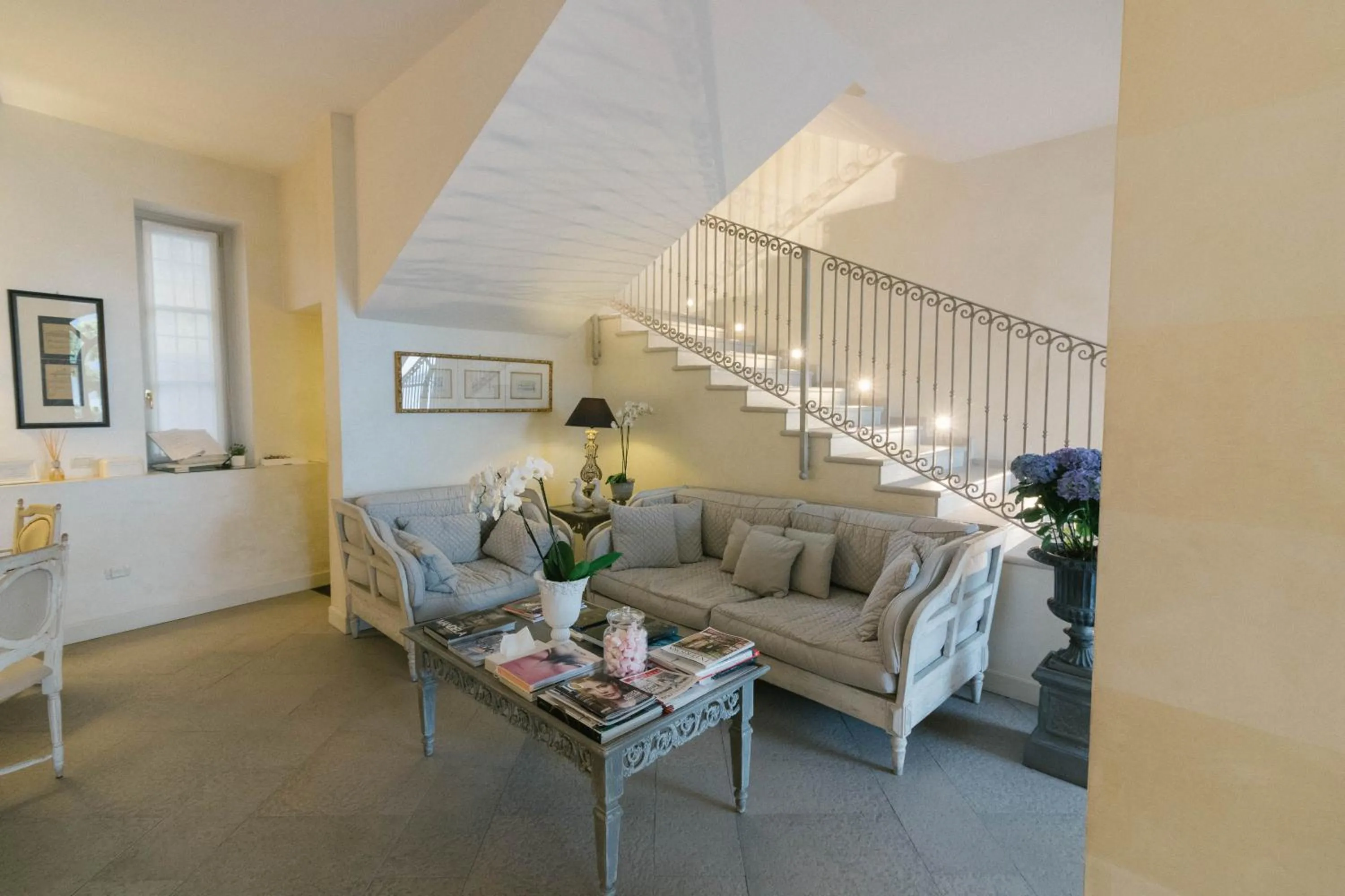 Living room in Hotel Rivalago