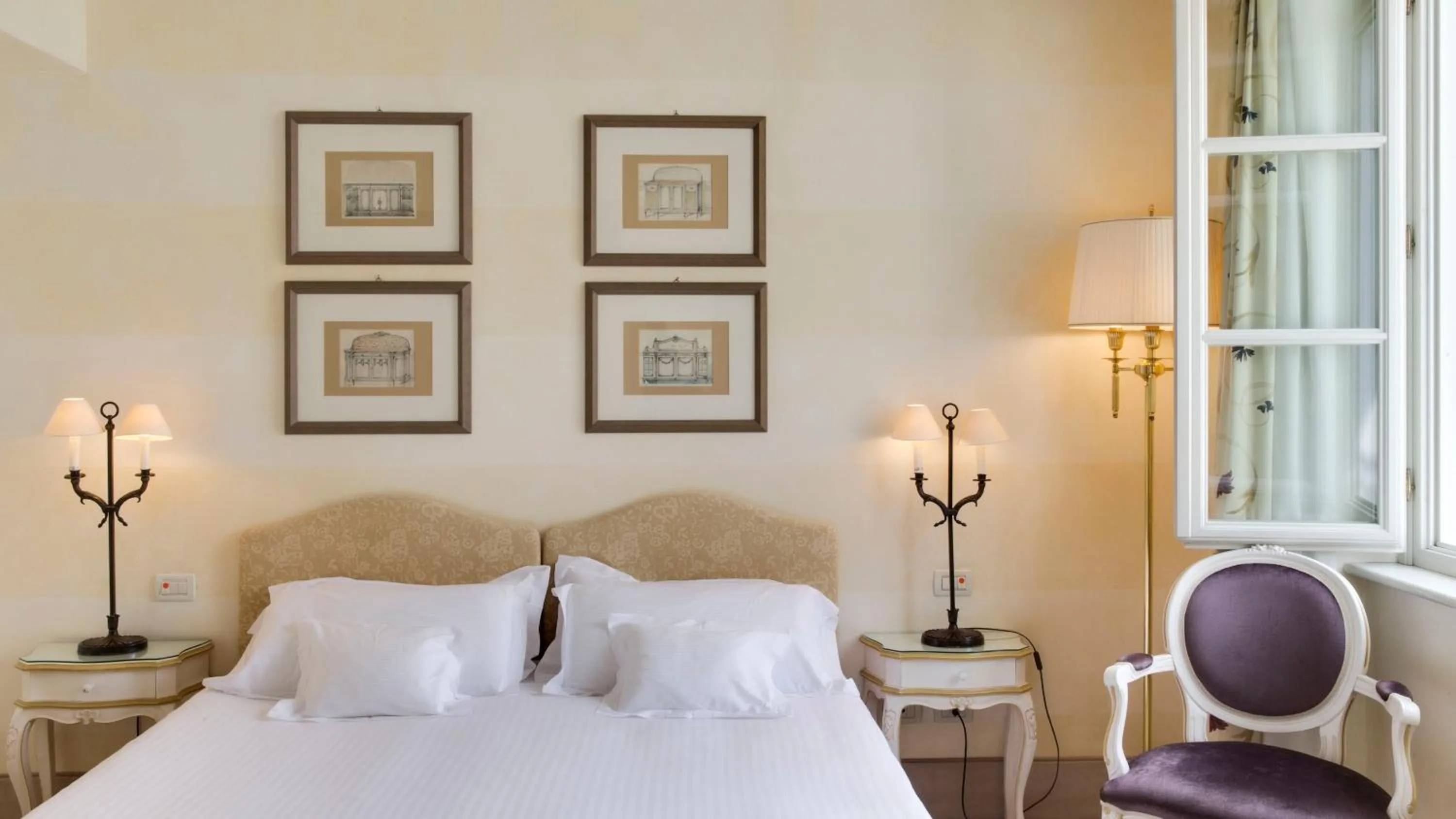 Photo of the whole room, Bed in Hotel Rivalago