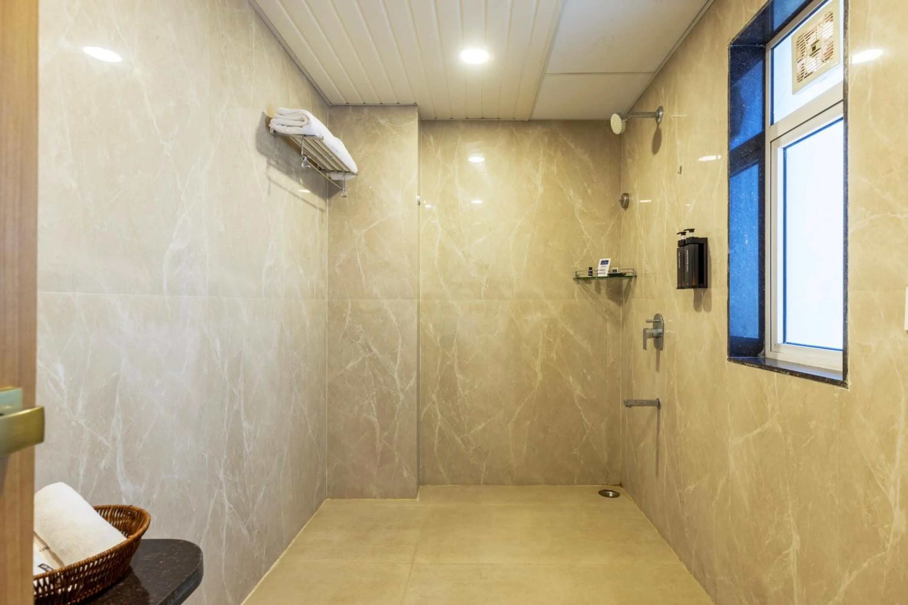 Bathroom in Sun Stone Hotel & Club - Jawai