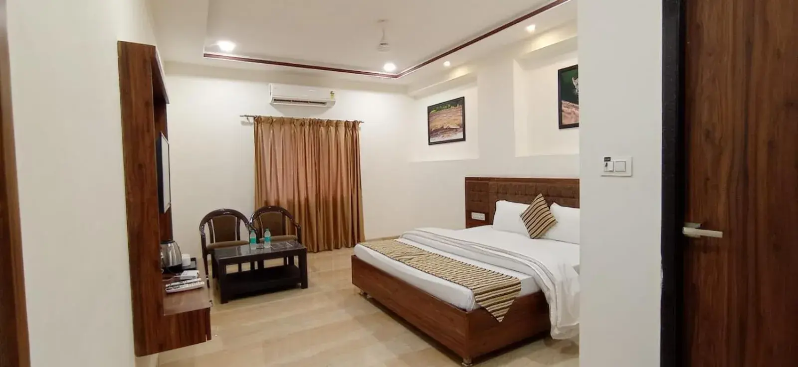 Deluxe Room in Sun Stone Hotel & Club - Jawai Deluxe Room in Sun Stone Hotel & Club - Jawai