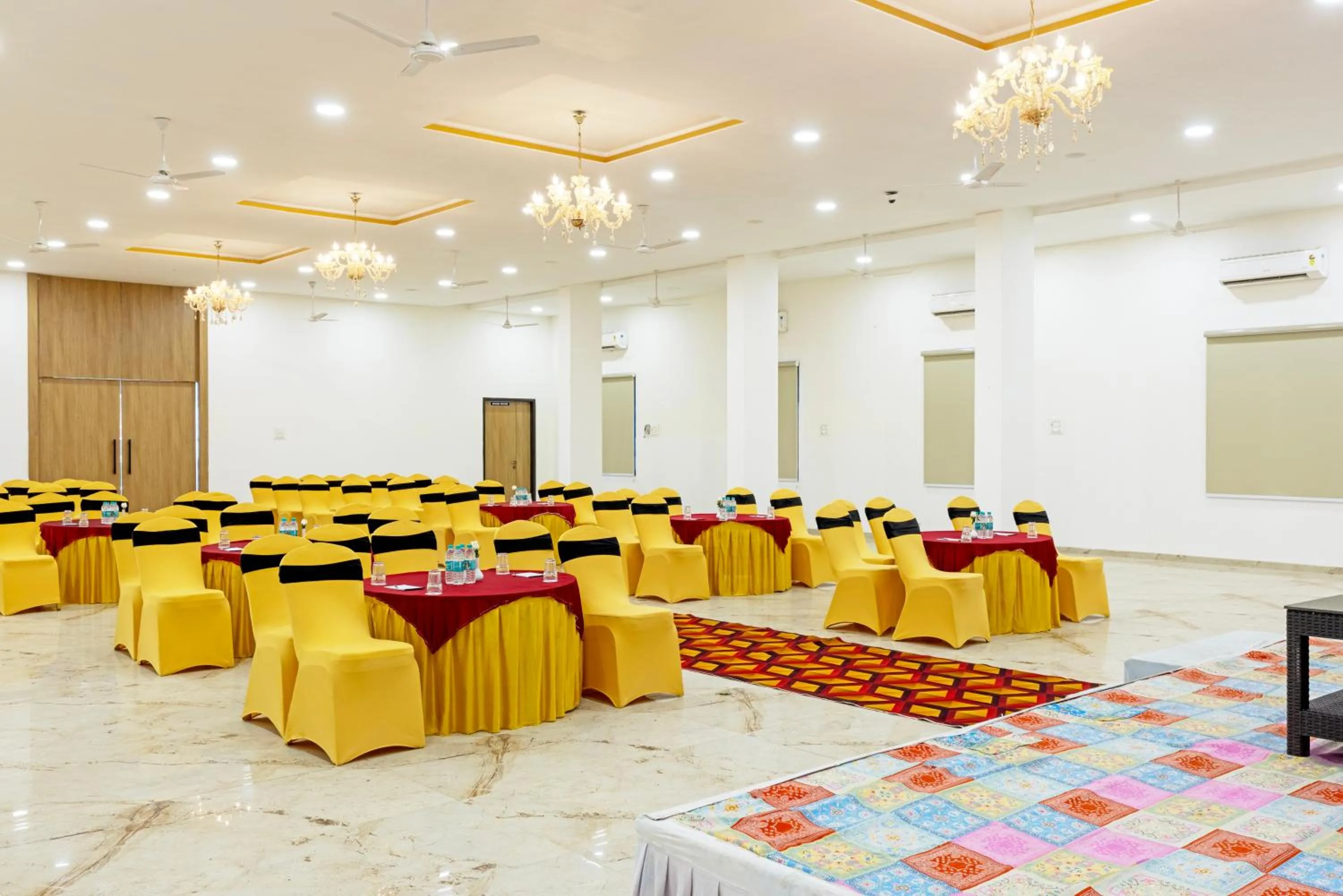 Banquet/Function facilities in Sun Stone Hotel & Club - Jawai