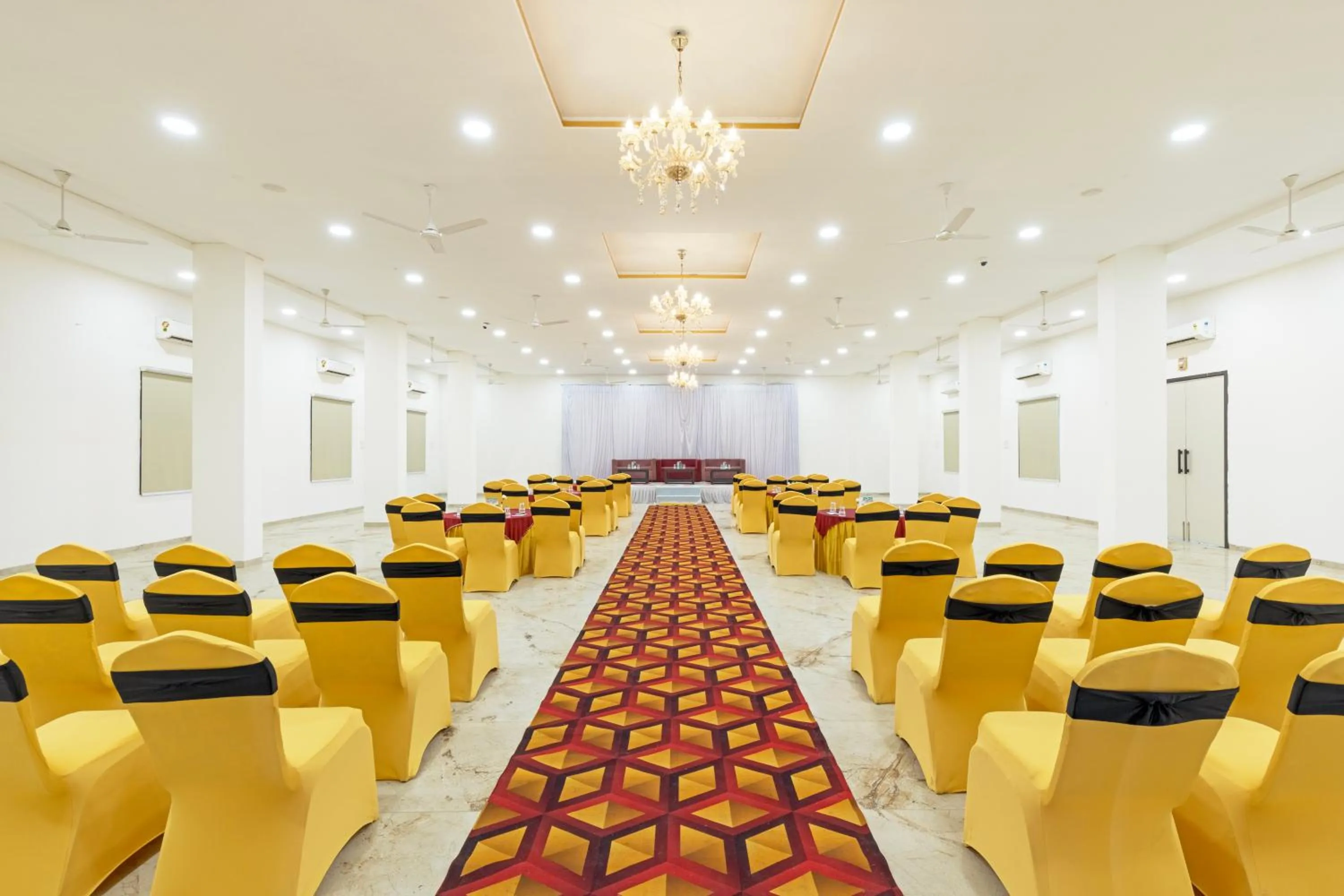 Banquet/Function facilities in Sun Stone Hotel & Club - Jawai