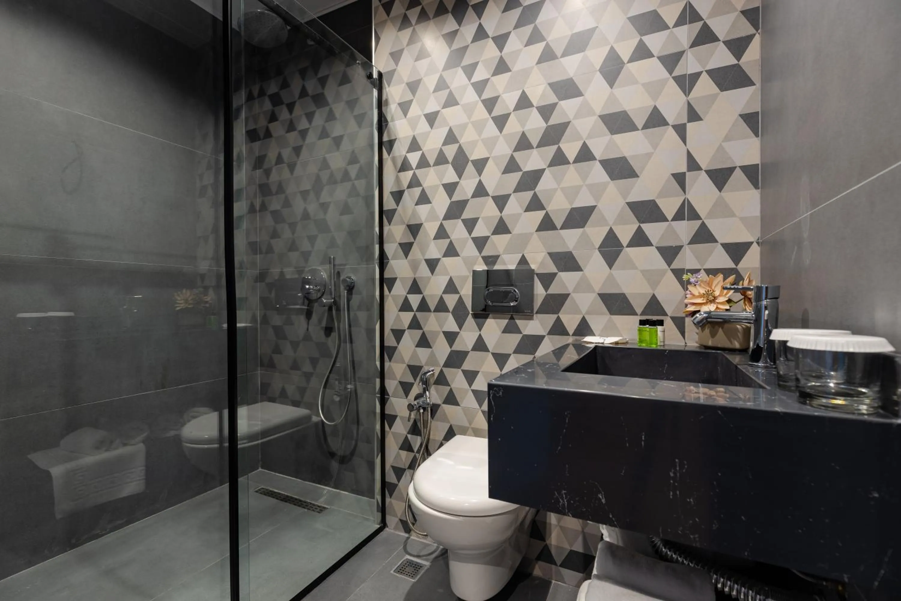 Bathroom in Hotel Monarch