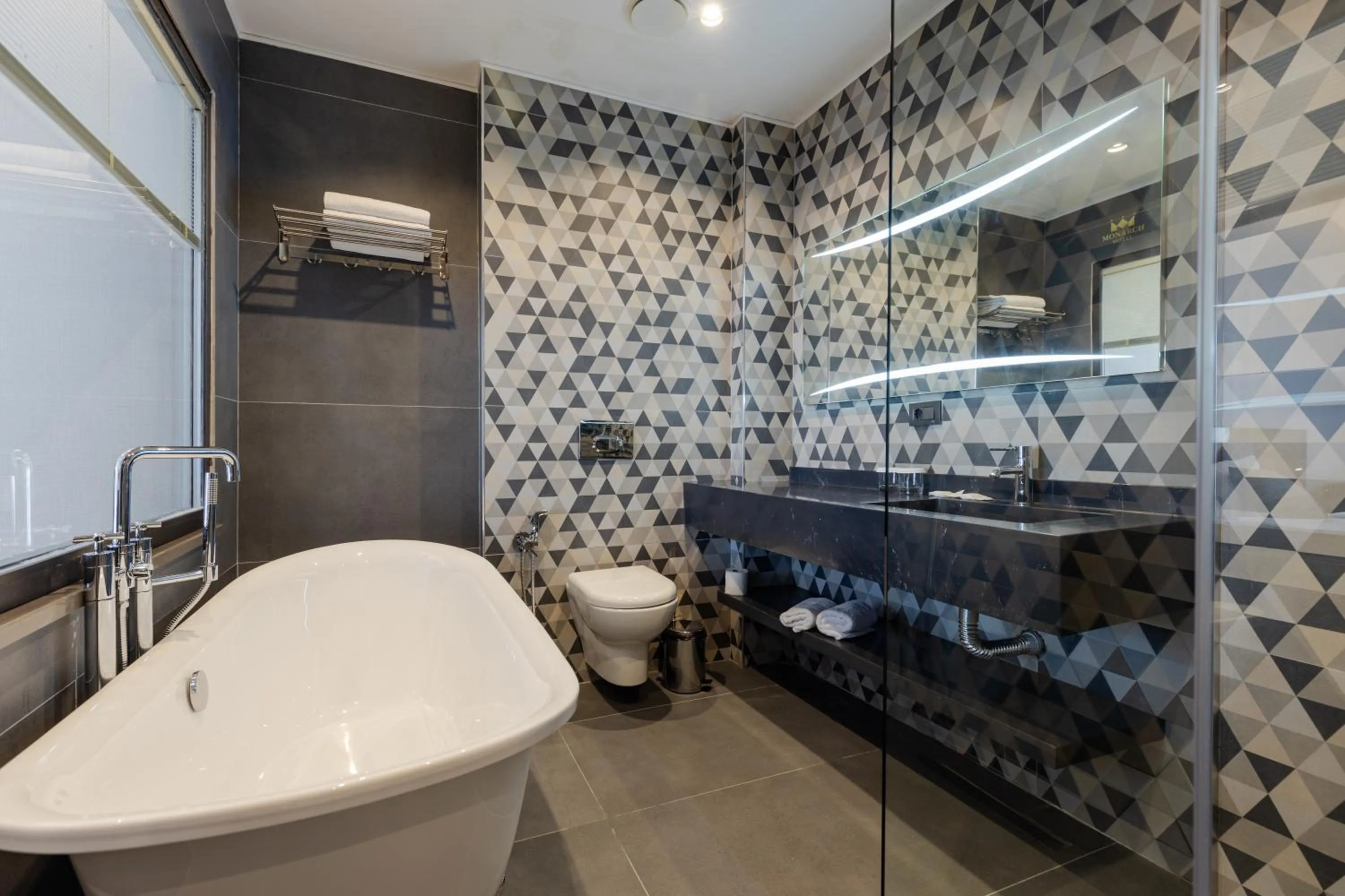 Bathroom in Hotel Monarch