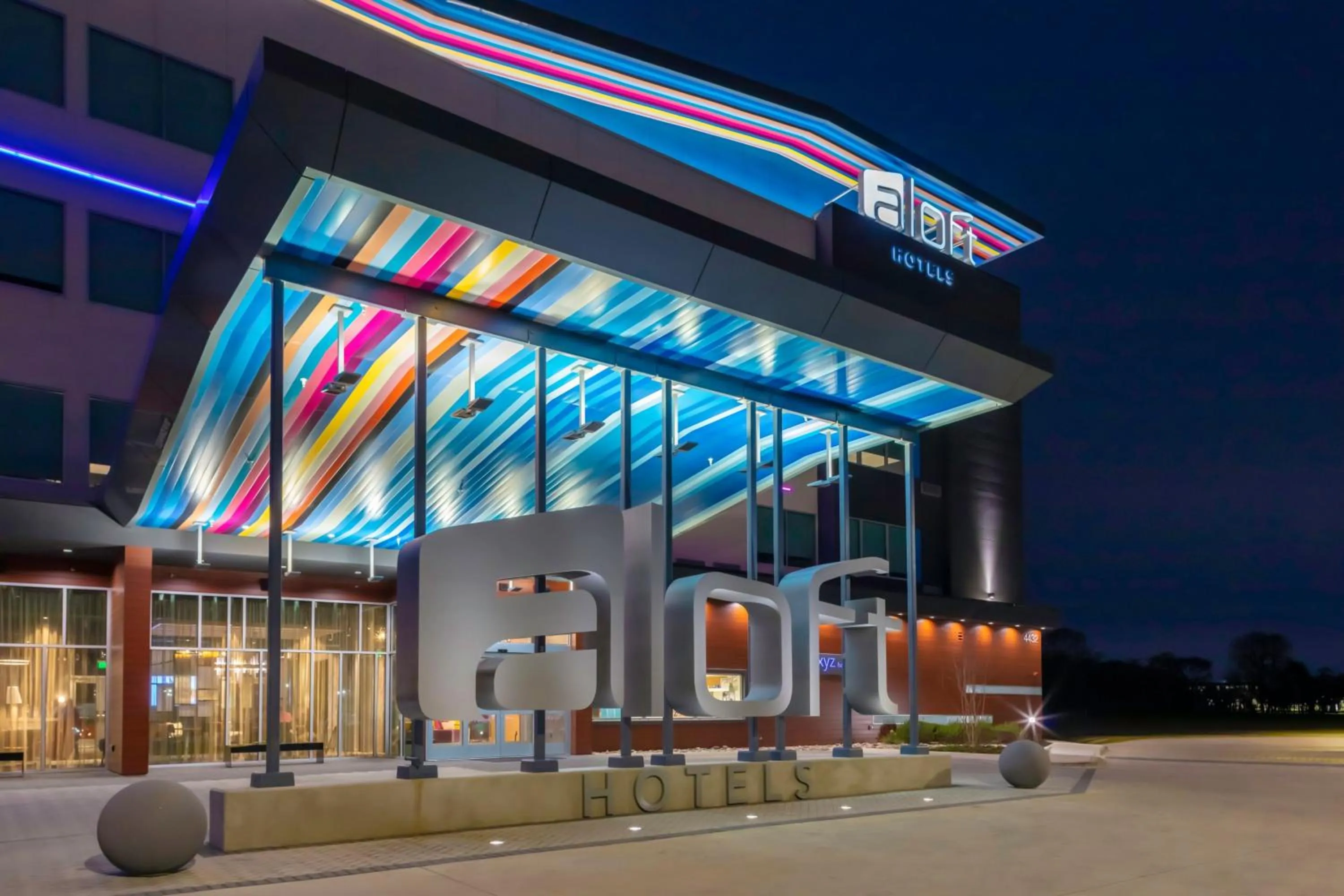 Property building in Aloft Dallas Arlington South