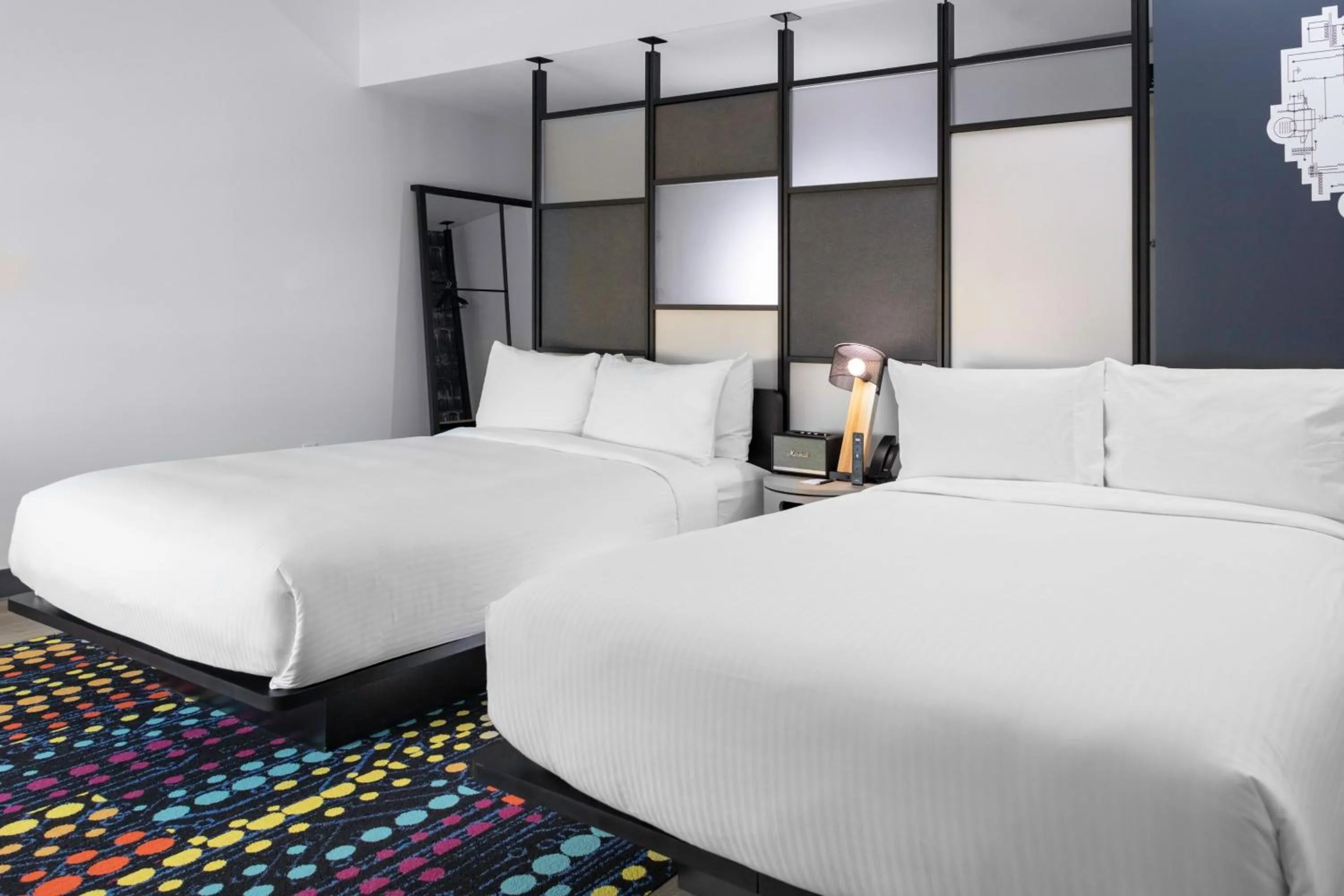 Photo of the whole room, Bed in Aloft Dallas Arlington South