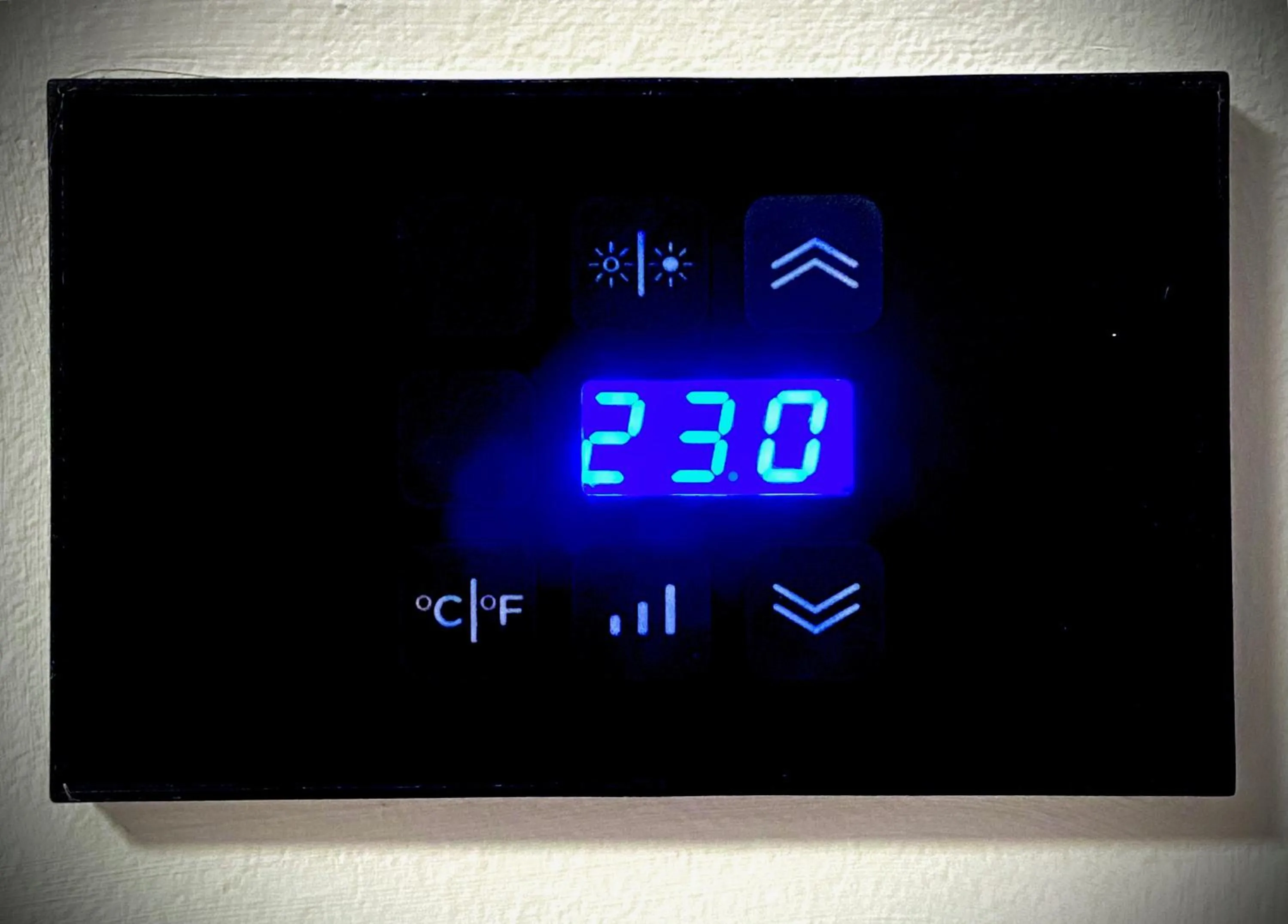 TV and multimedia in Hotel Leonardo