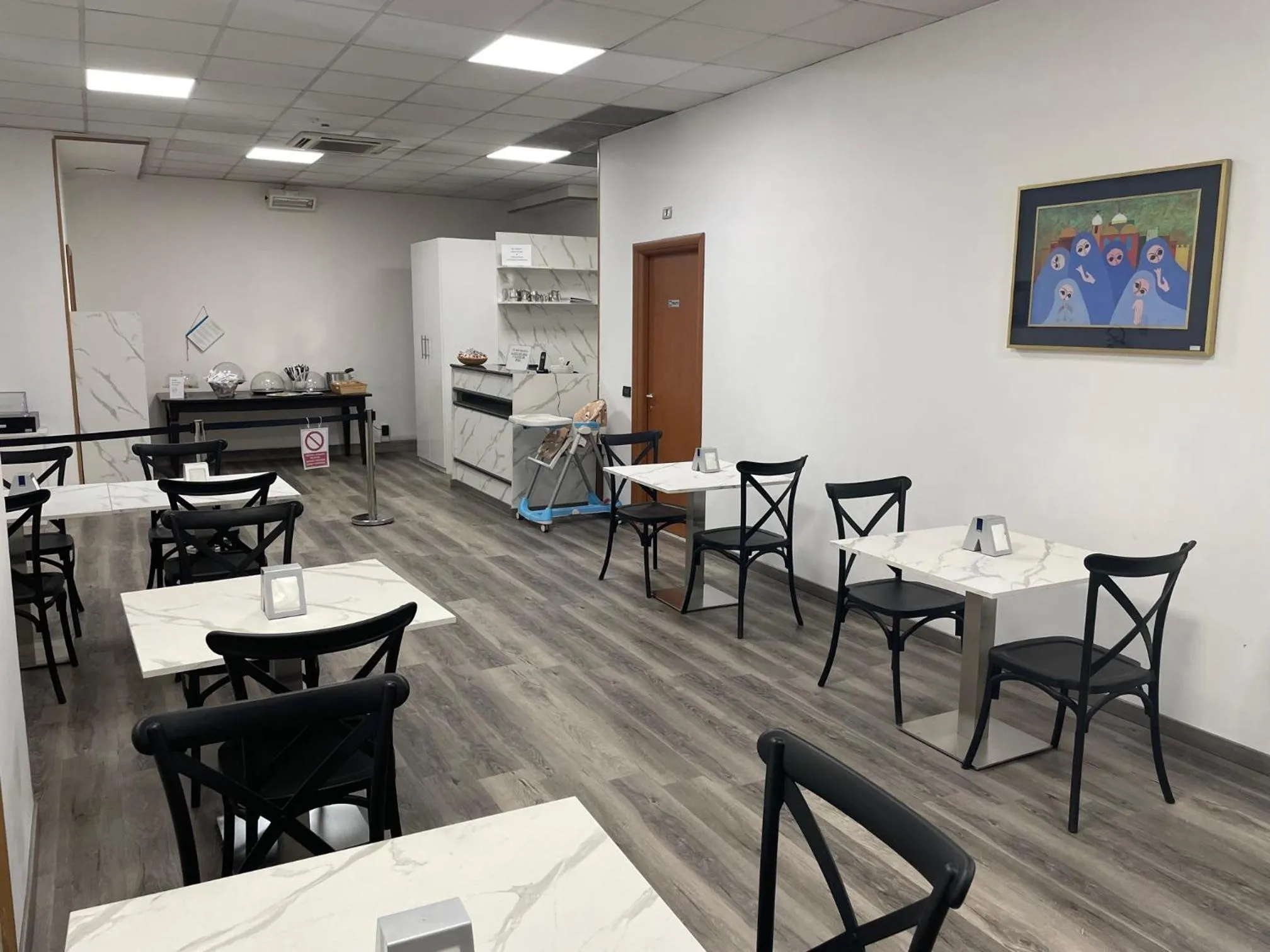 Breakfast in Hotel Leonardo